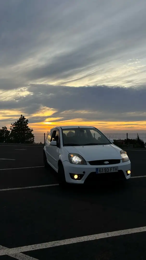 Ford Fiesta 2.0 ST - 2
