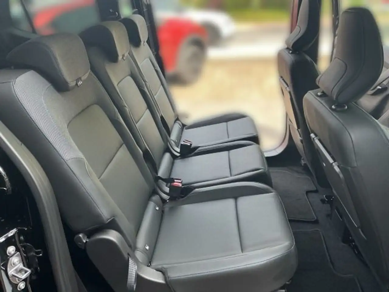 Nissan Townstar Kombi L2 2,3t DIG-T 130 AT TEKNA 2ST 7S 11