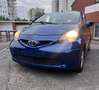 Toyota Aygo Bleu - thumbnail 1