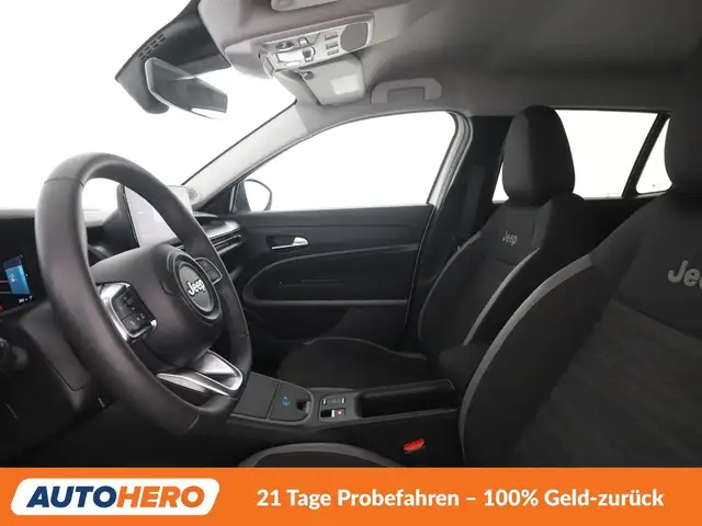 Jeep Avenger view 11
