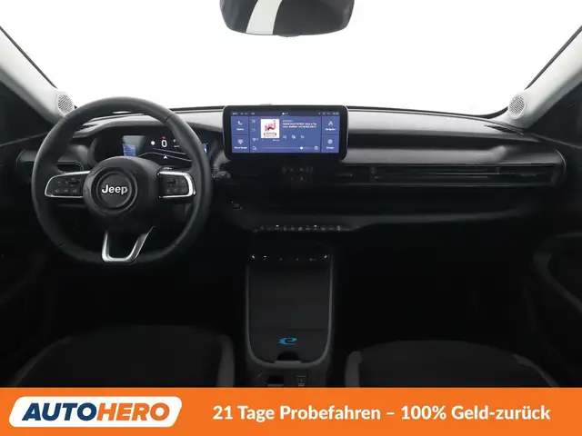 Jeep Avenger view 13