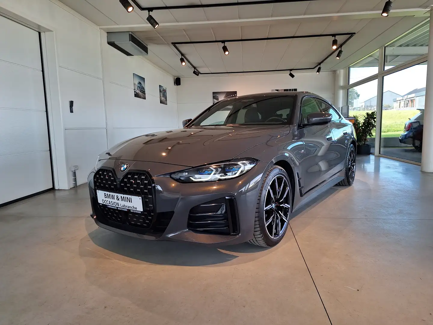 BMW 420 Gran Coupé/X-DRIVE/LAZER/CAMERA 360/HARMAN Grijs - 1