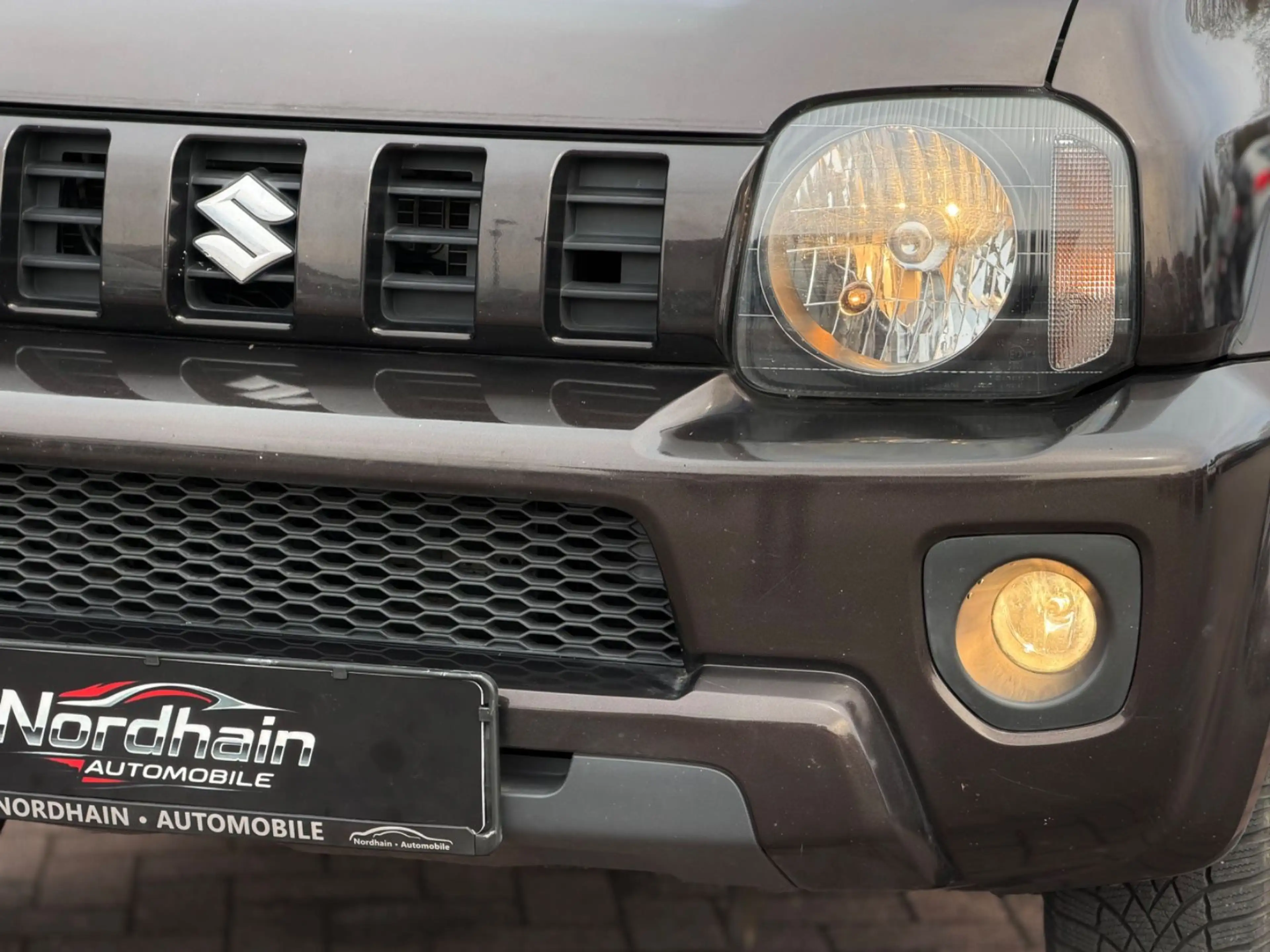 Suzuki Jimny Ranger Style Lim.SHZ|AHK|4-SITZER| 4WD| — photo 6