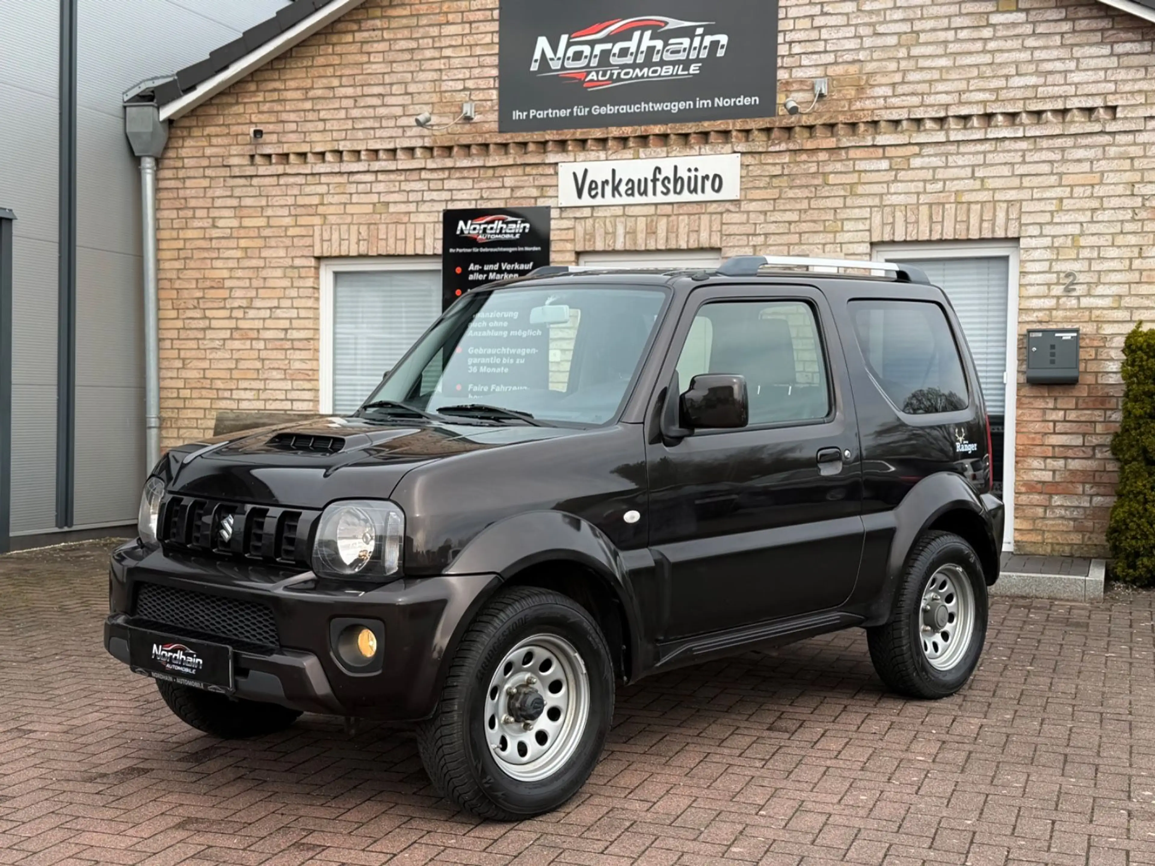 Suzuki Jimny Ranger Style Lim.SHZ|AHK|4-SITZER| 4WD|