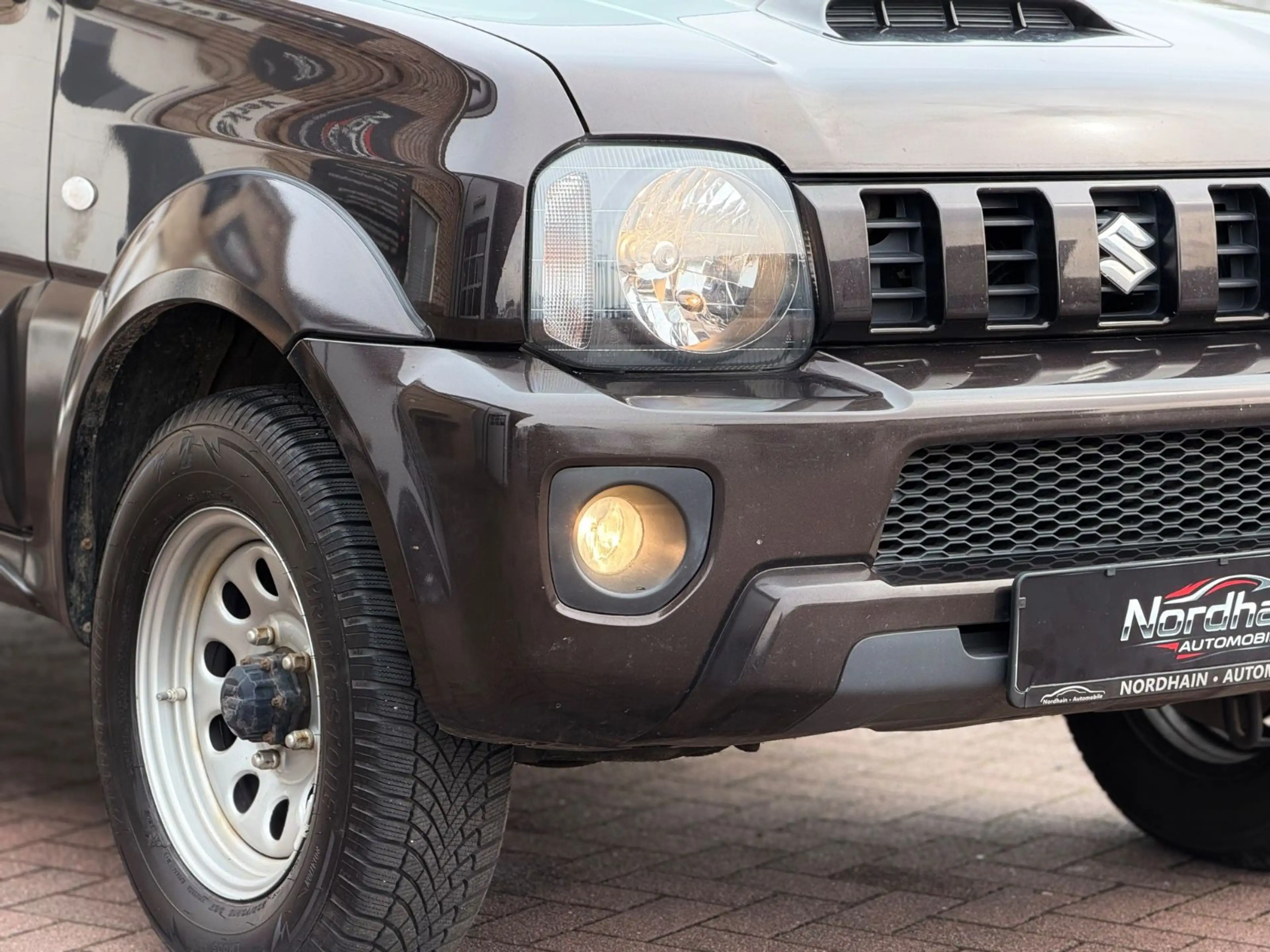 Suzuki Jimny Ranger Style Lim.SHZ|AHK|4-SITZER| 4WD| — photo 9
