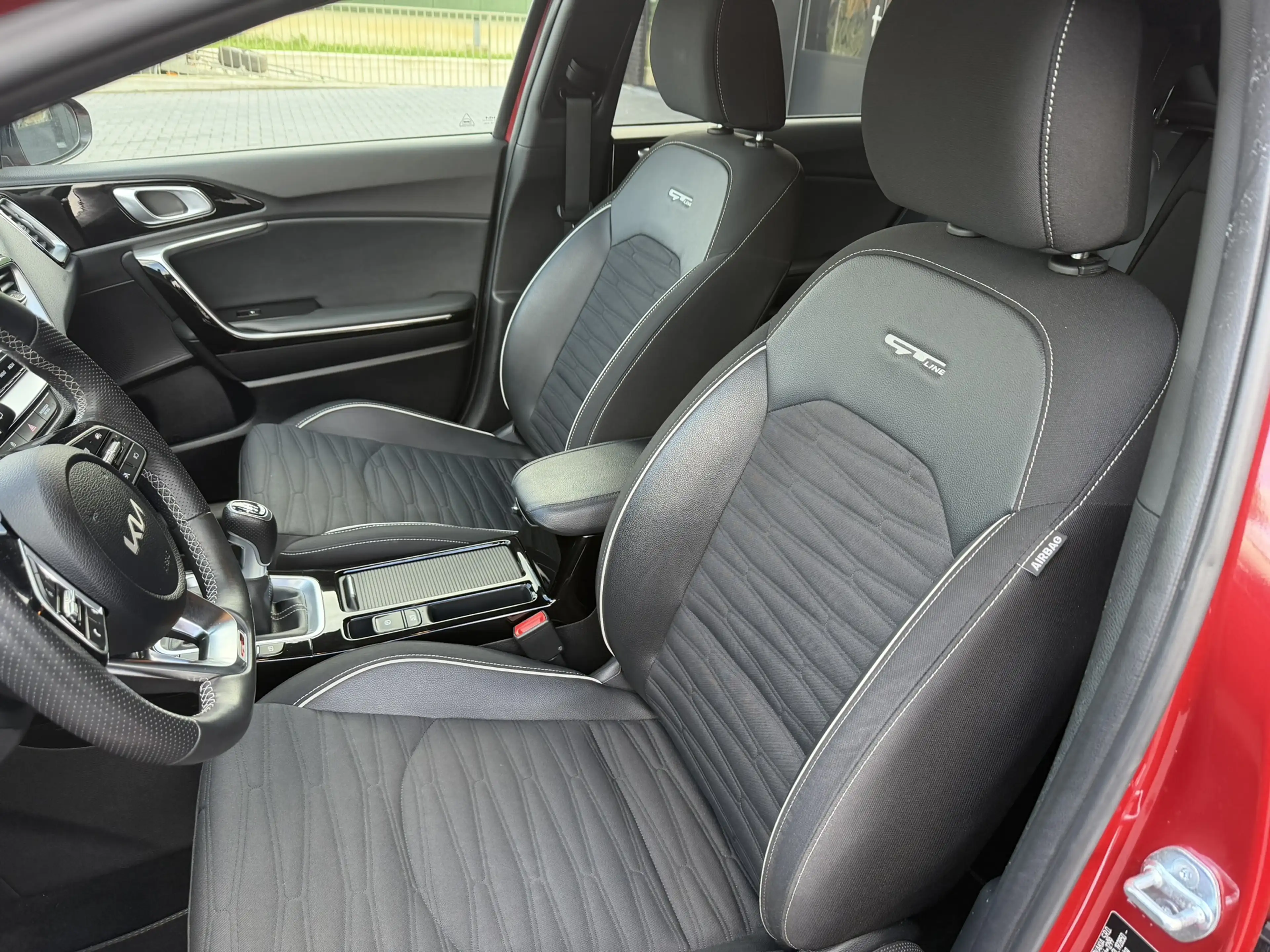 Kia Ceed / cee'd 1.0 T-GDi GT-Line Camera — photo 9