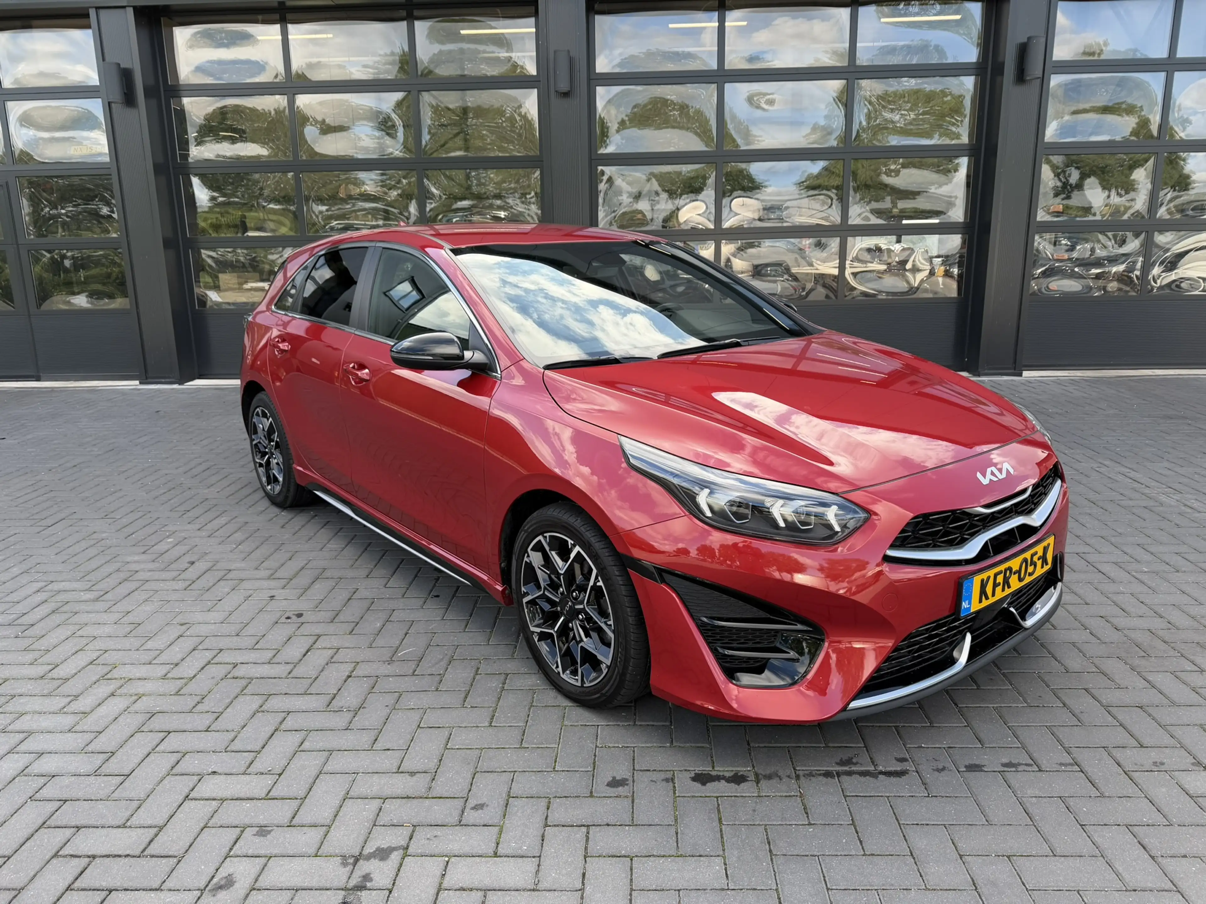 Kia Ceed / cee'd 1.0 T-GDi GT-Line Camera — photo 21