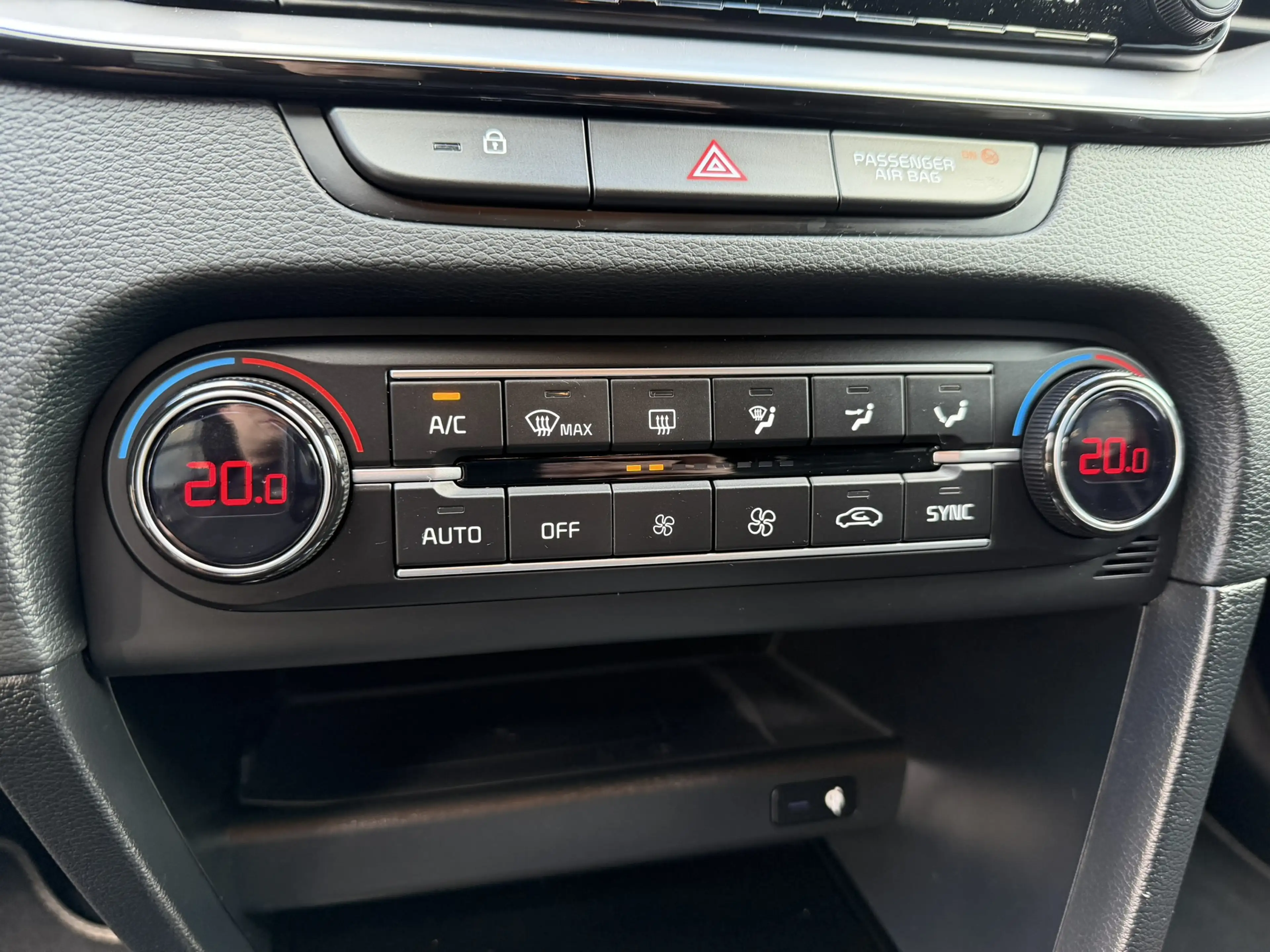 Kia Ceed / cee'd 1.0 T-GDi GT-Line Camera — photo 7