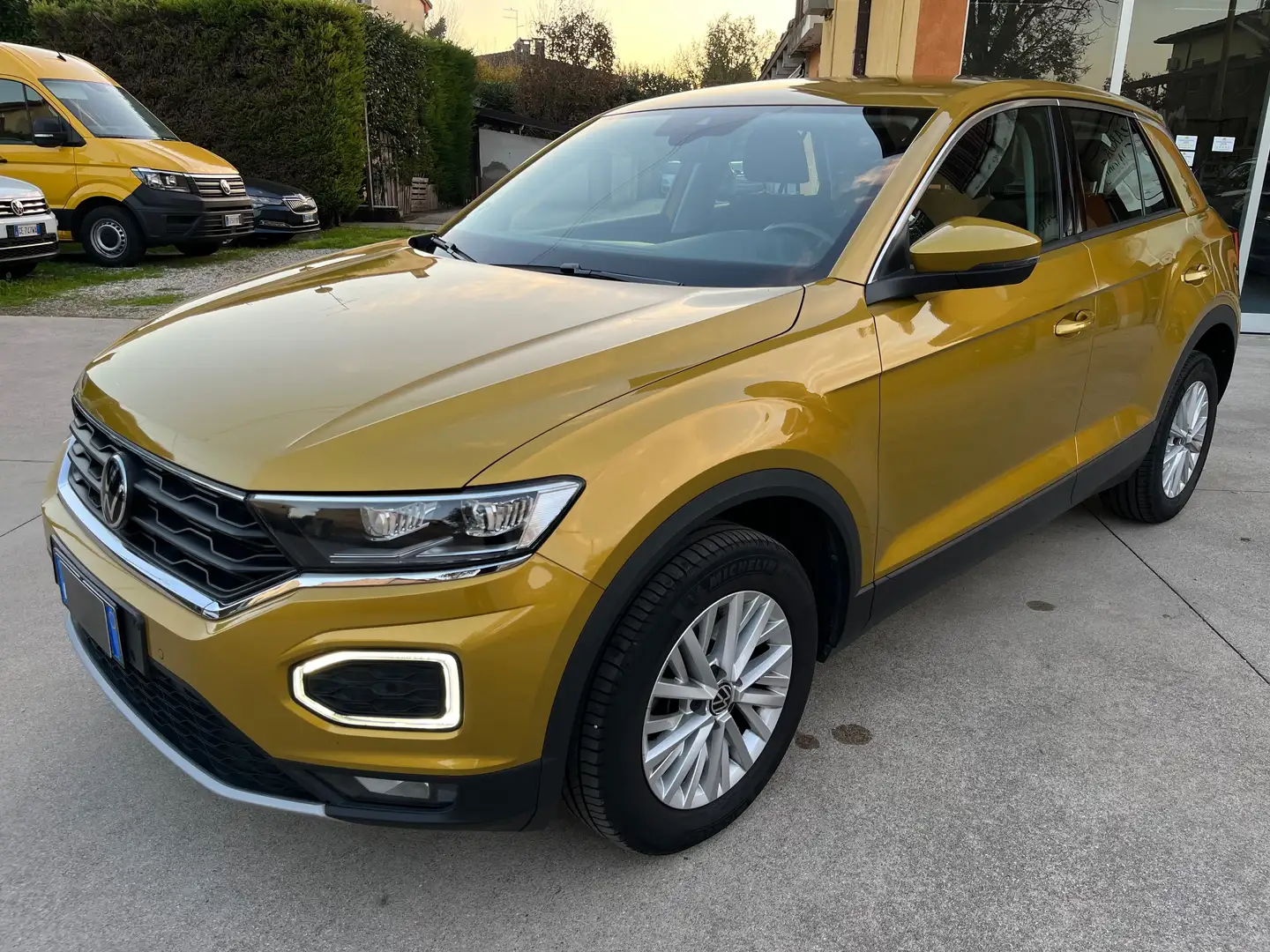 Volkswagen T-Roc 2.0 tdi Style 150cv dsg MATRIX! KEYLESS! Giallo - 1