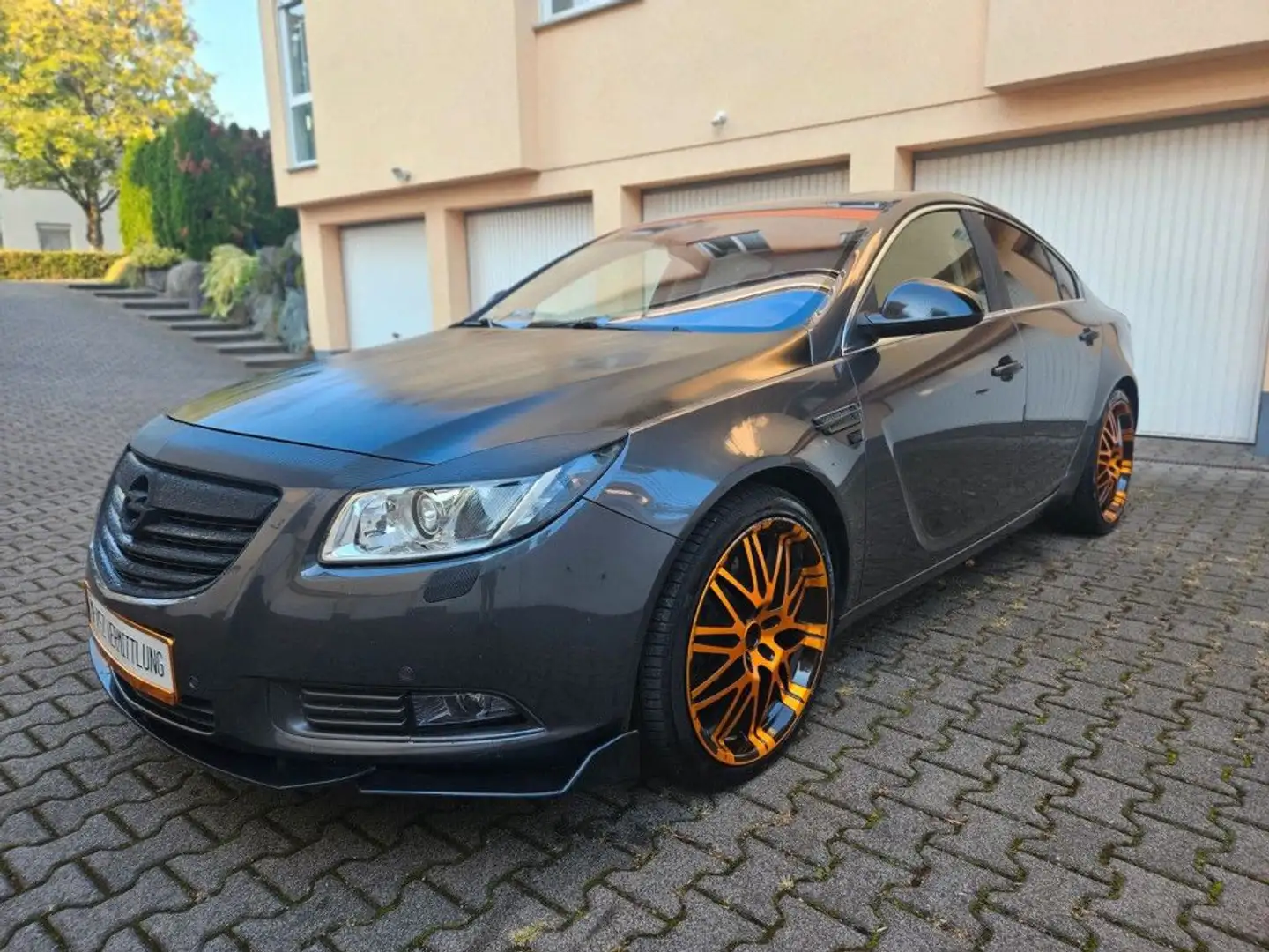 Opel Insignia A Lim. 2.8 V6 Cosmo 4x4 20 Zoll Grau - 1