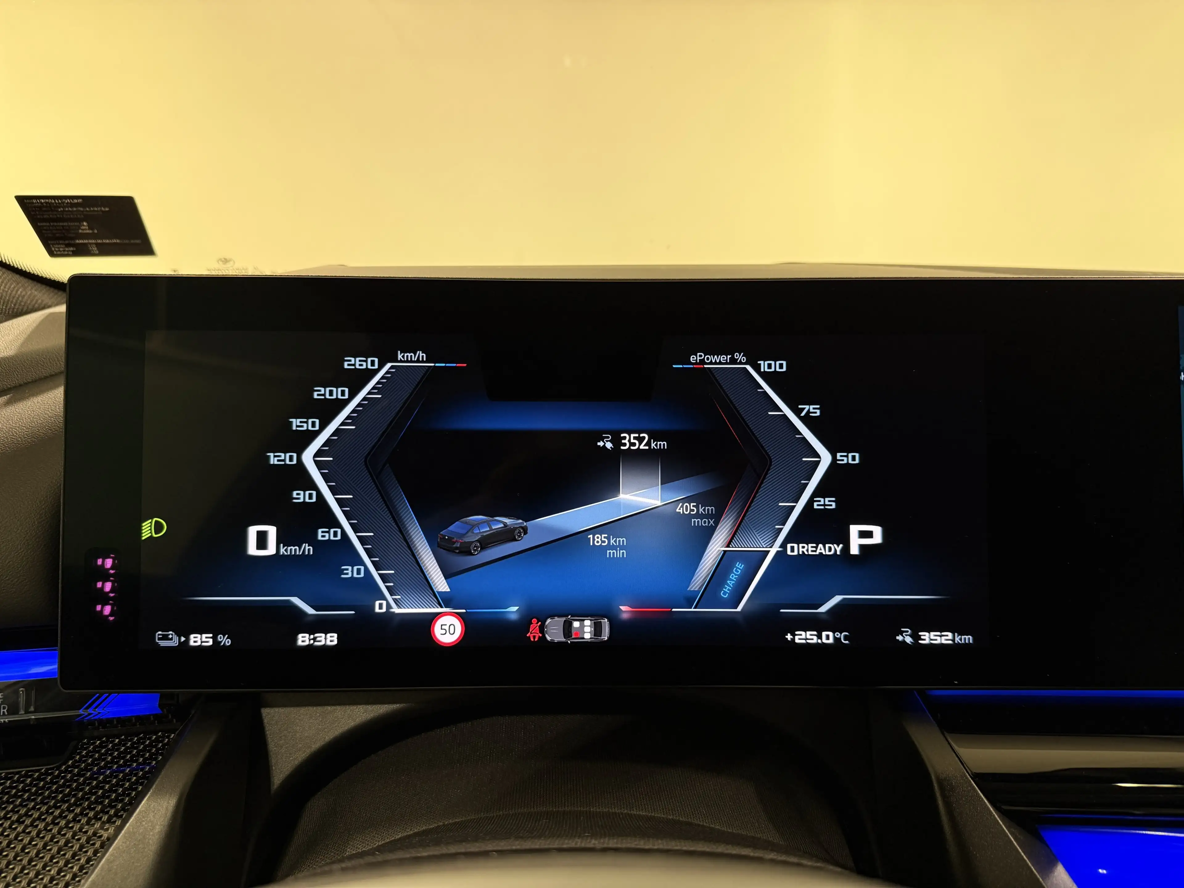 BMW i5 M60 xDrive Limousine Pro AHK B&W Pano ACC 360 — photo 12