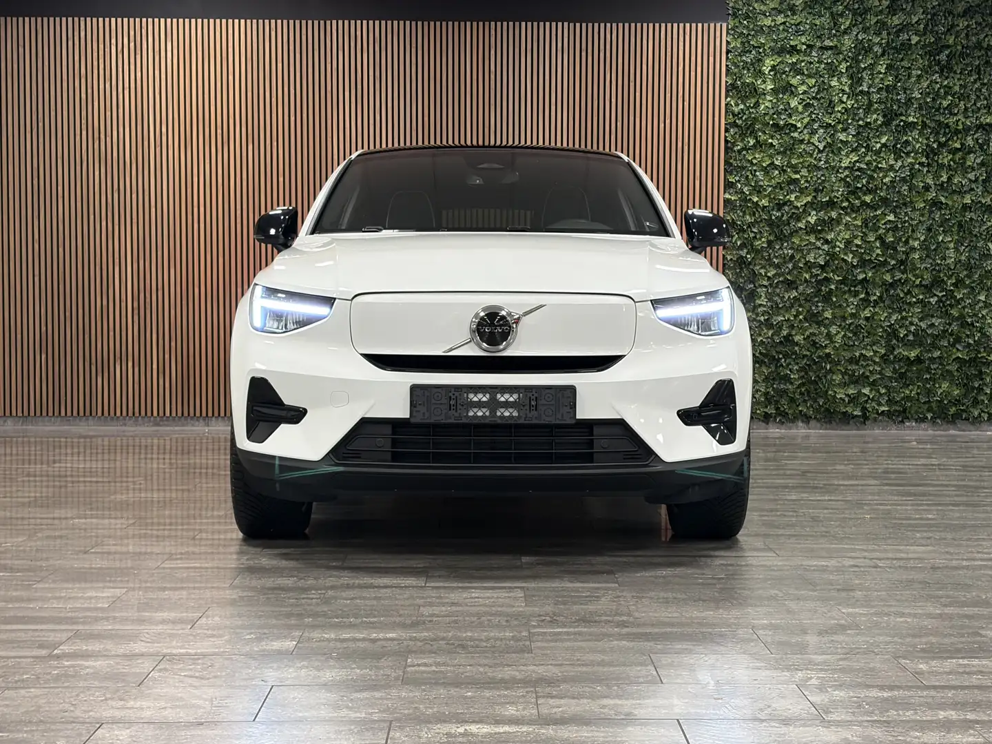 Volvo C40 Single Motor Extended Range Plus | Trekhaak | All Blanc - 2