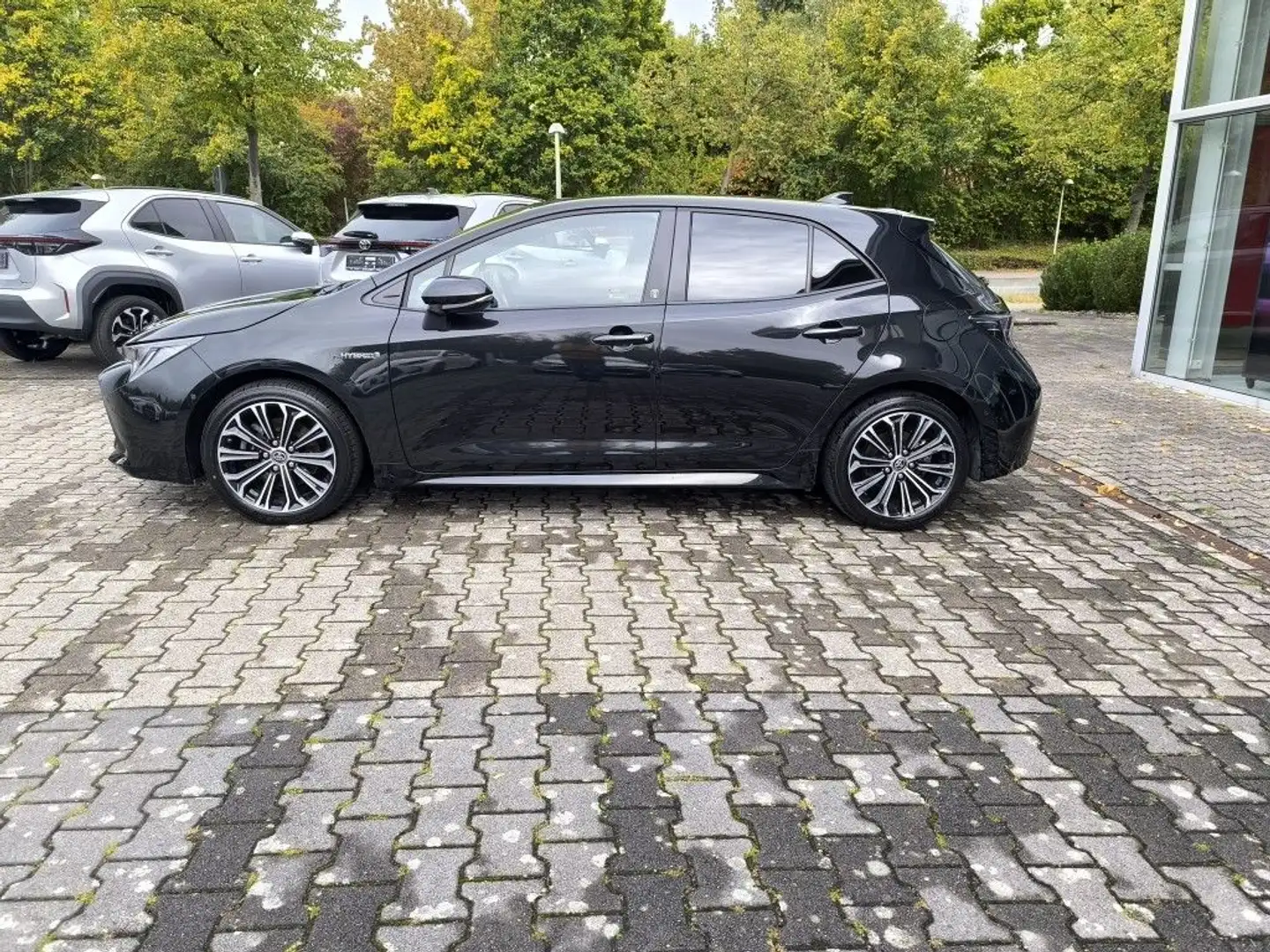 Toyota Corolla 2.0 Hybrid Team Deutschland Schwarz - 2