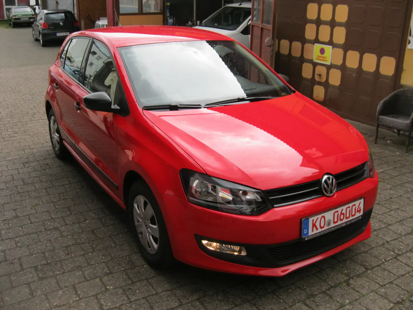 Volkswagen Polo 1.2 Trendline Rouge - 1