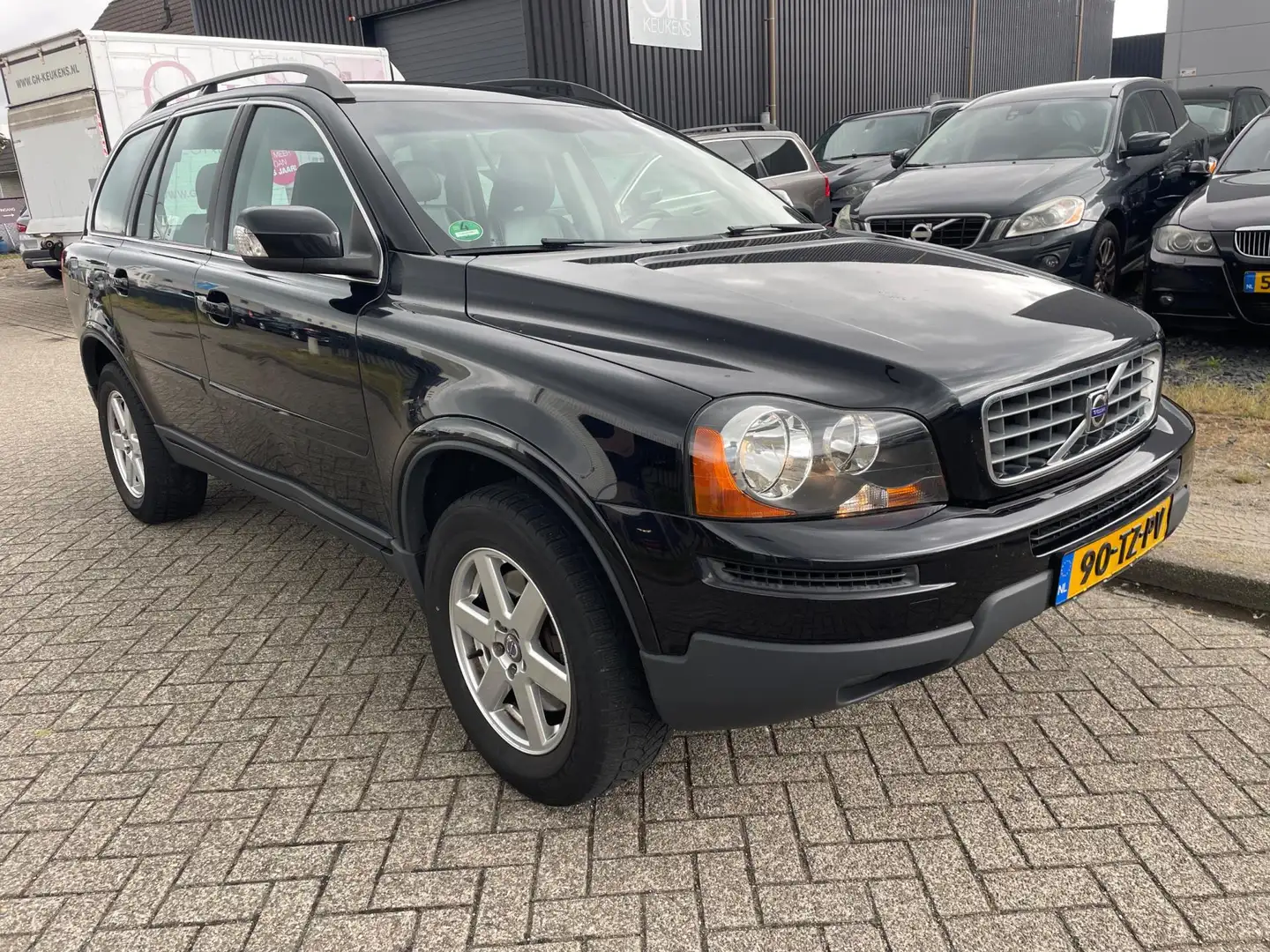 Volvo XC90 3.2 Momentum 7p Garantie eerste eigenaar Schwarz - 2