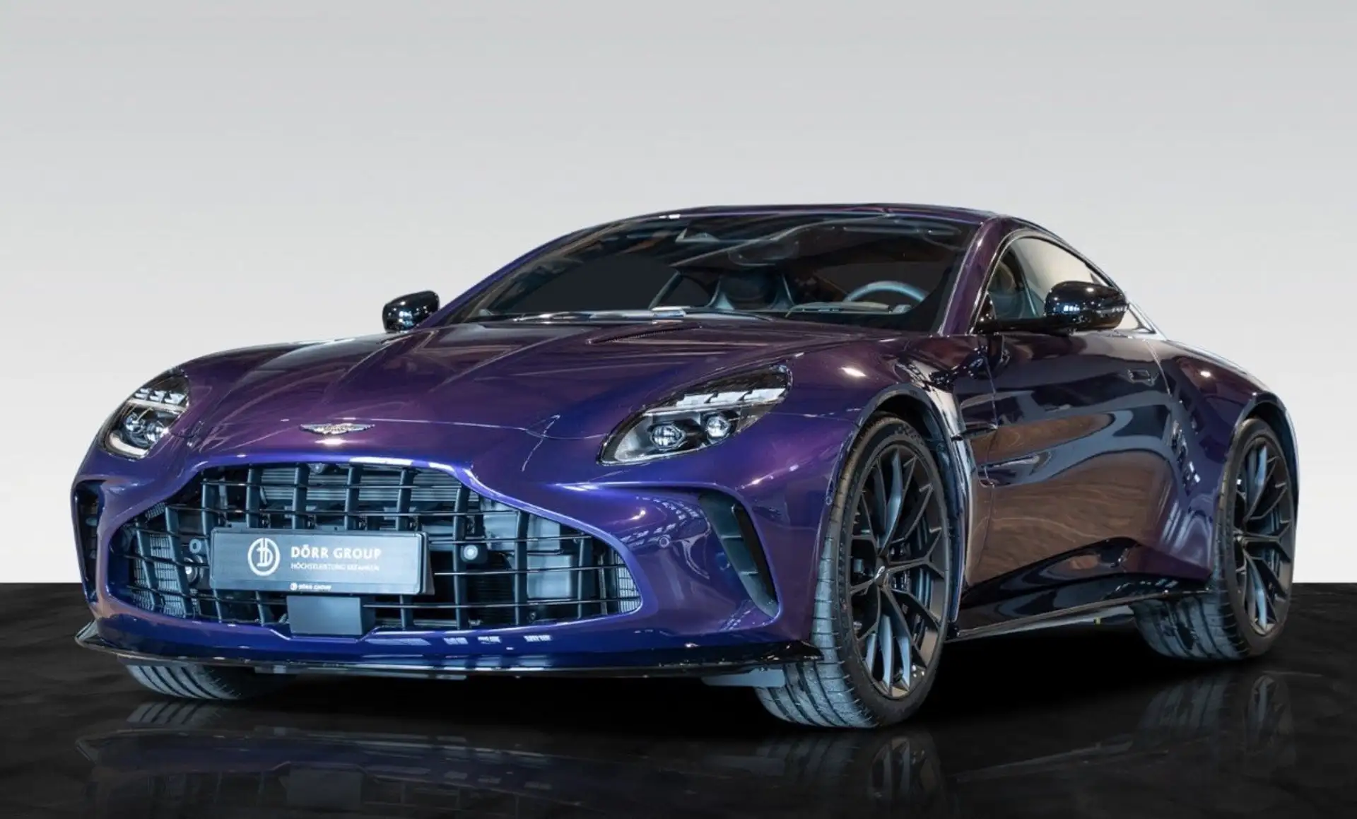 애스턴마틴 V8 Coupe 2025 바이올렛 사진 2