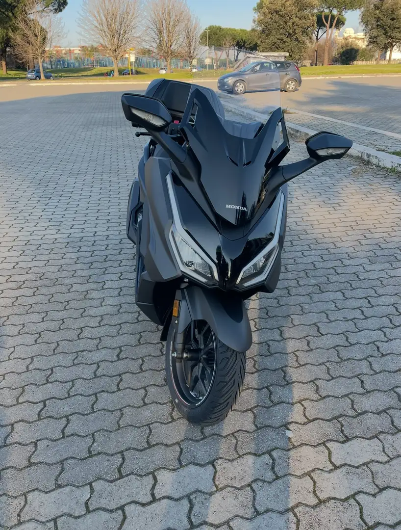 Honda Forza 350 Deluxe - 2