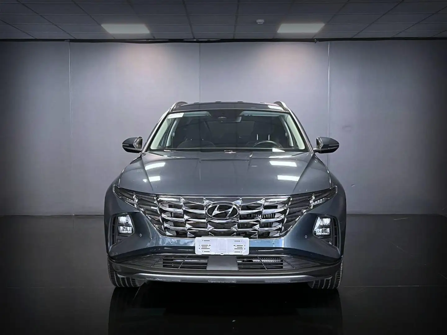Hyundai TUCSON 1.6 HEV 4WD aut. Exellence Gris - 2