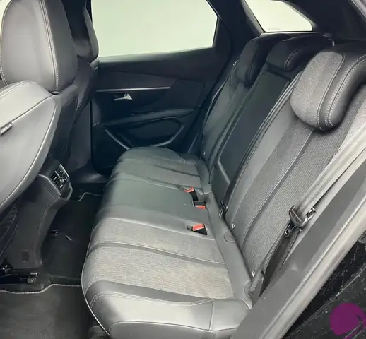 Peugeot 3008 view 9