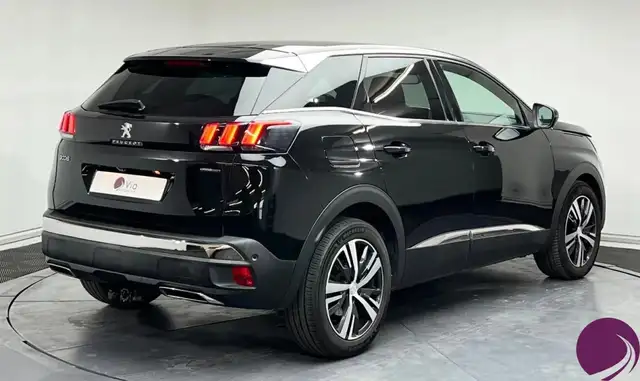 Peugeot 3008 view 5