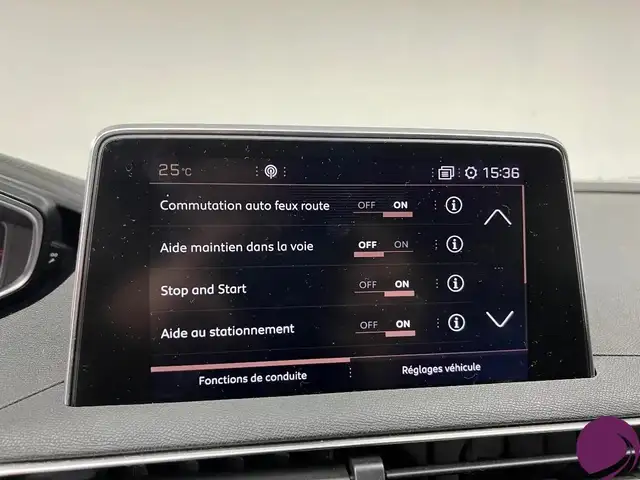 Peugeot 3008 view 16