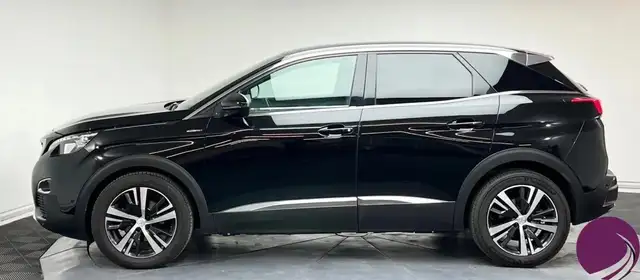 Peugeot 3008 view 3