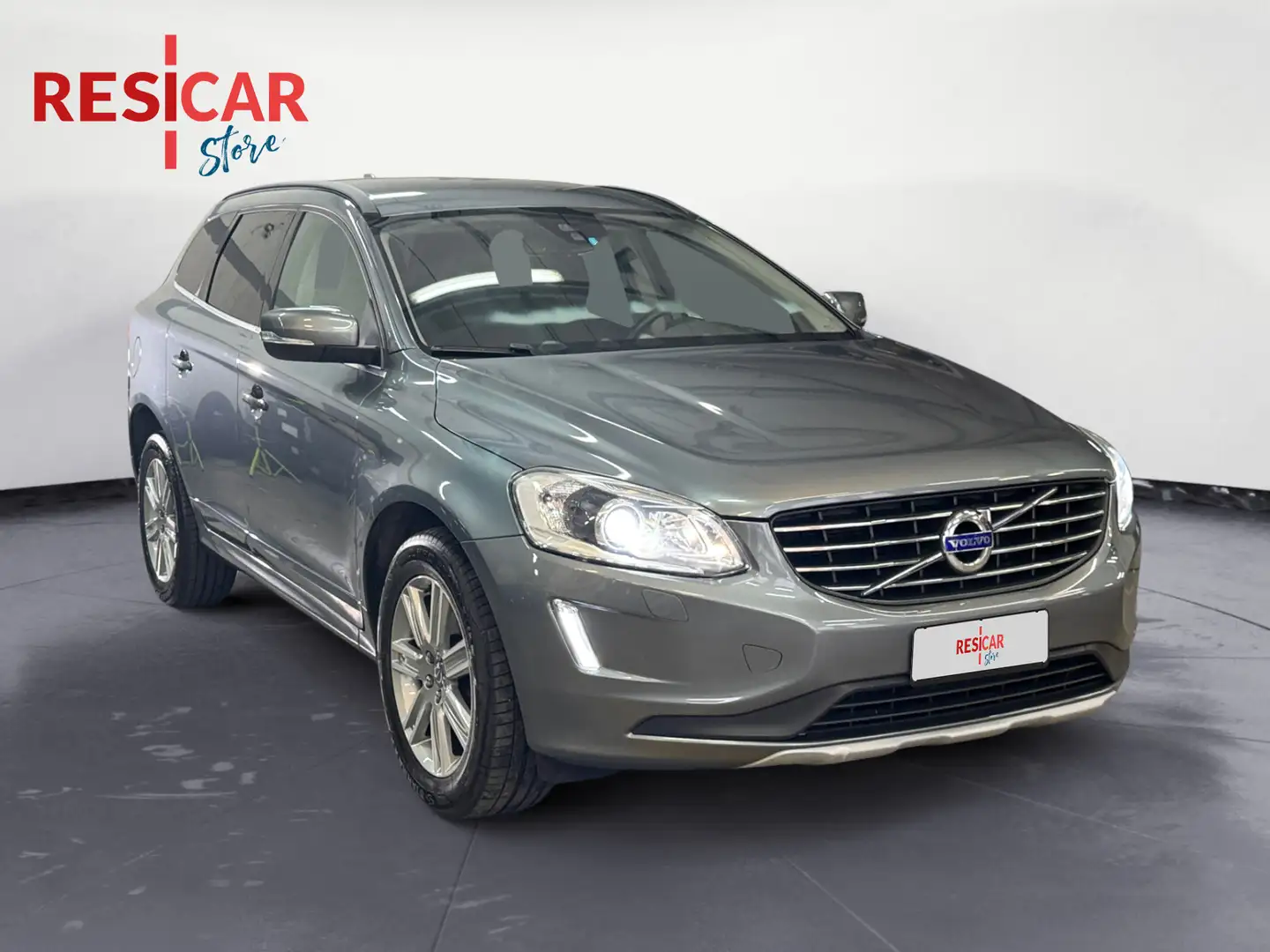 Volvo XC60 2.4 D4 Business Plus Grigio - 1