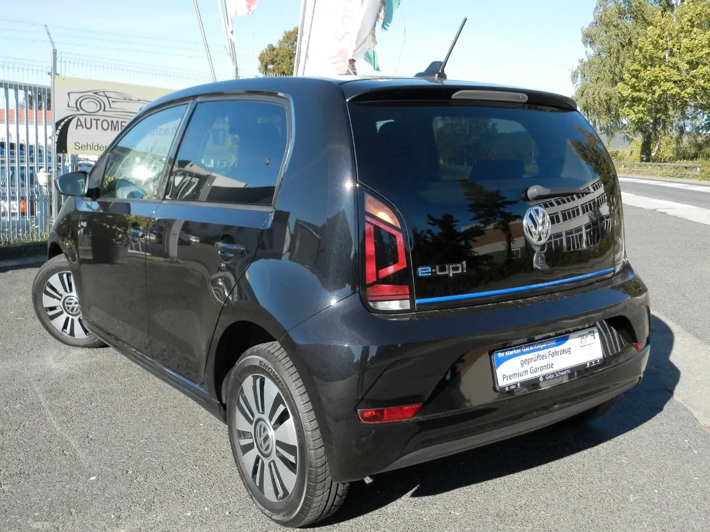 Volkswagen up! e-up!*2.Hand*Automatik*Klima*Sitzhzg.*Navi* Schwarz - 2