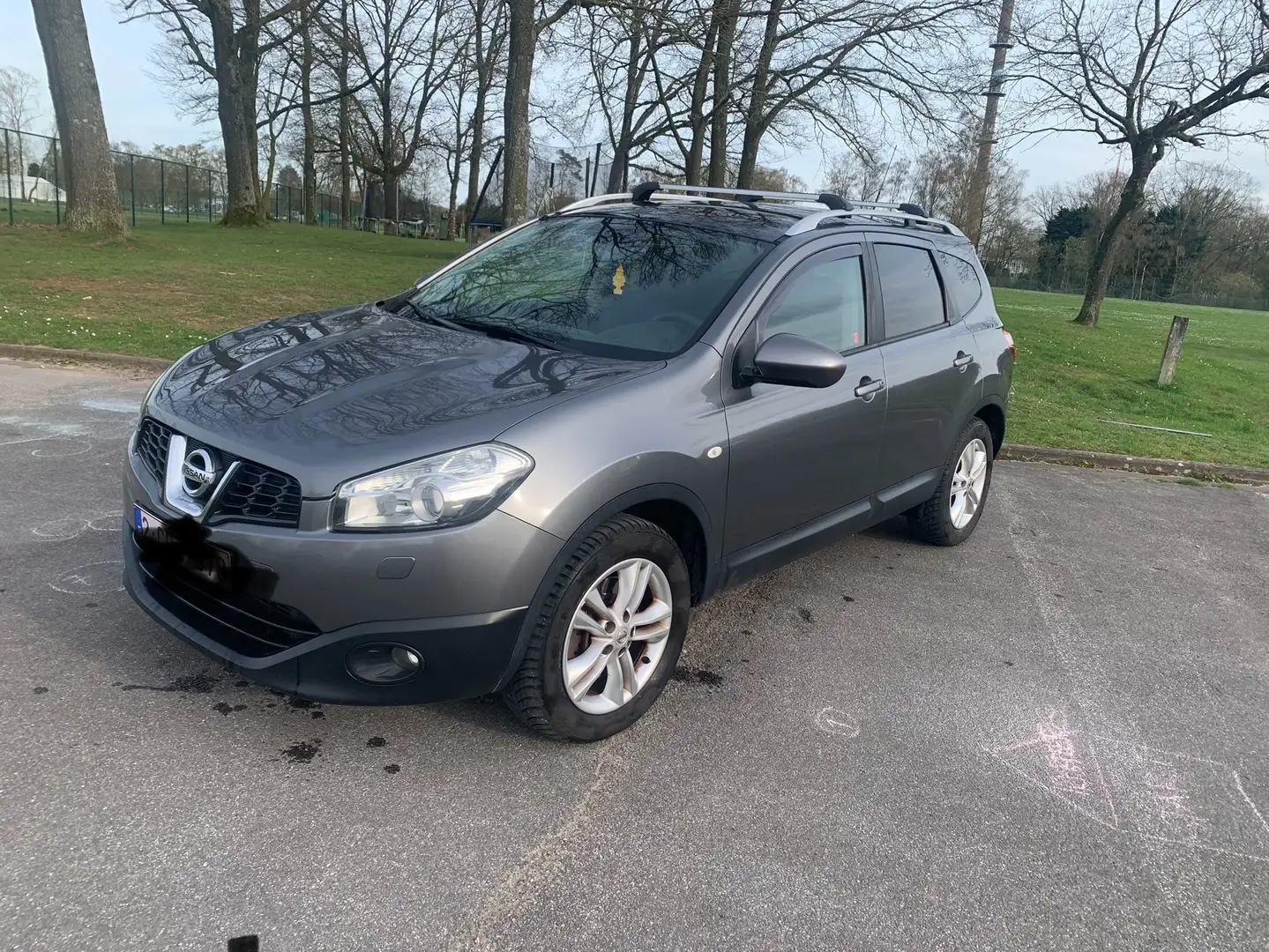 Nissan Qashqai+2 1.6 dCi 2WD Tekna N.Connect ISS Grey - 2