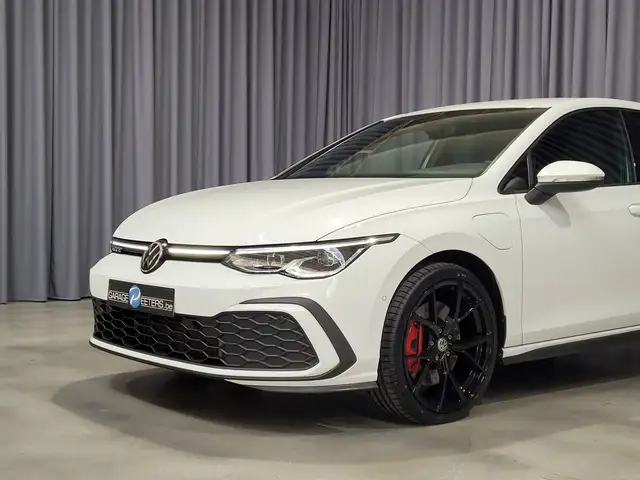 Volkswagen Golf view 6