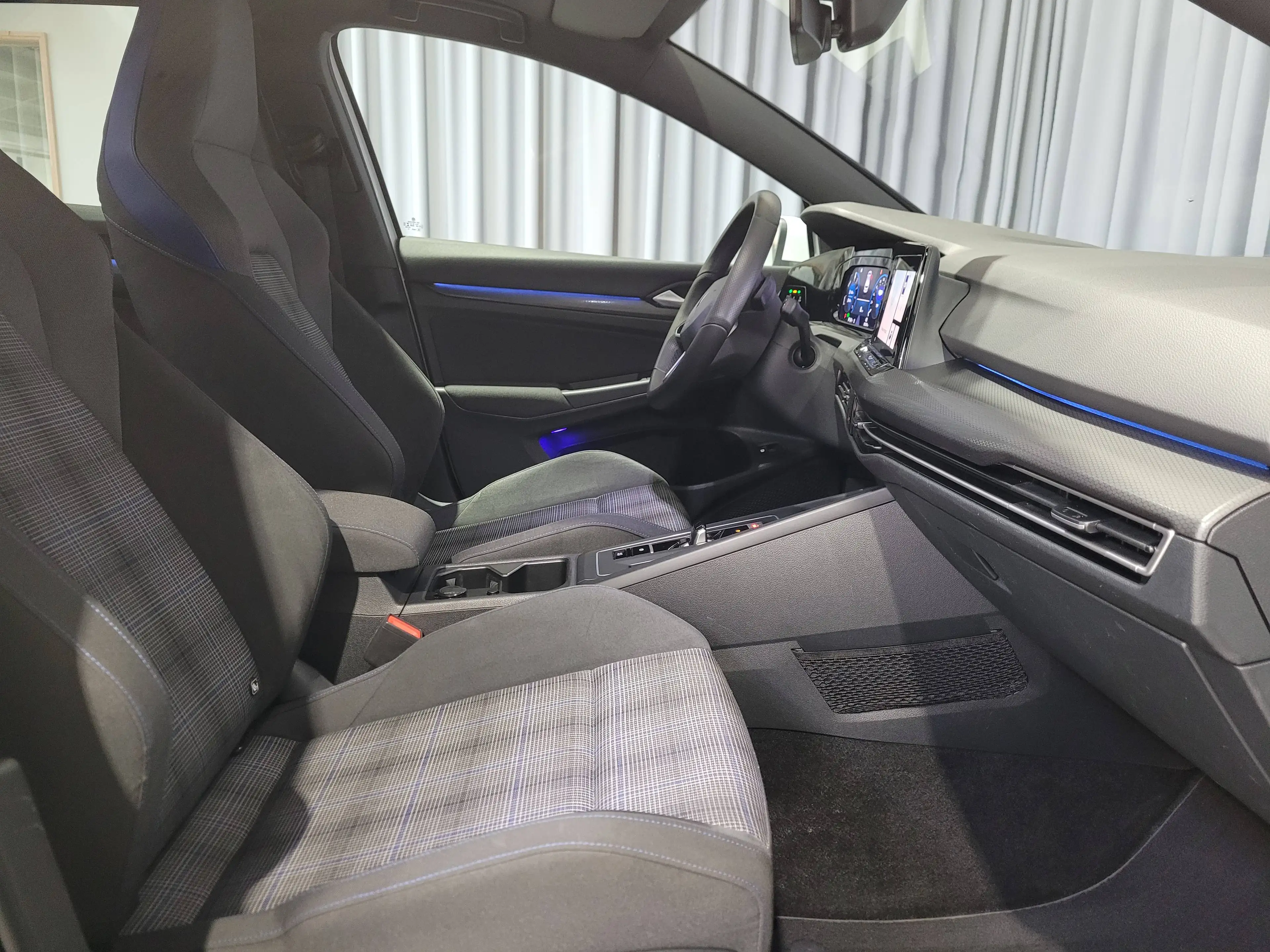 Volkswagen Golf GTE 1.4 eHybrid PHEV DSG *SPORTZETELS*NAVI*VIRTUAL COCKPIT*FULL LED*APPLE CARPLAY* — photo 10