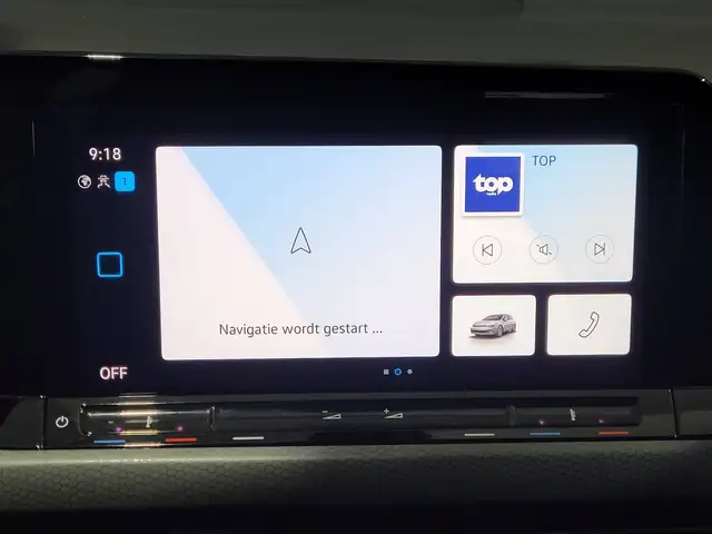 Volkswagen Golf view 13