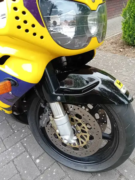 Honda CBR 900 RR - foto 5