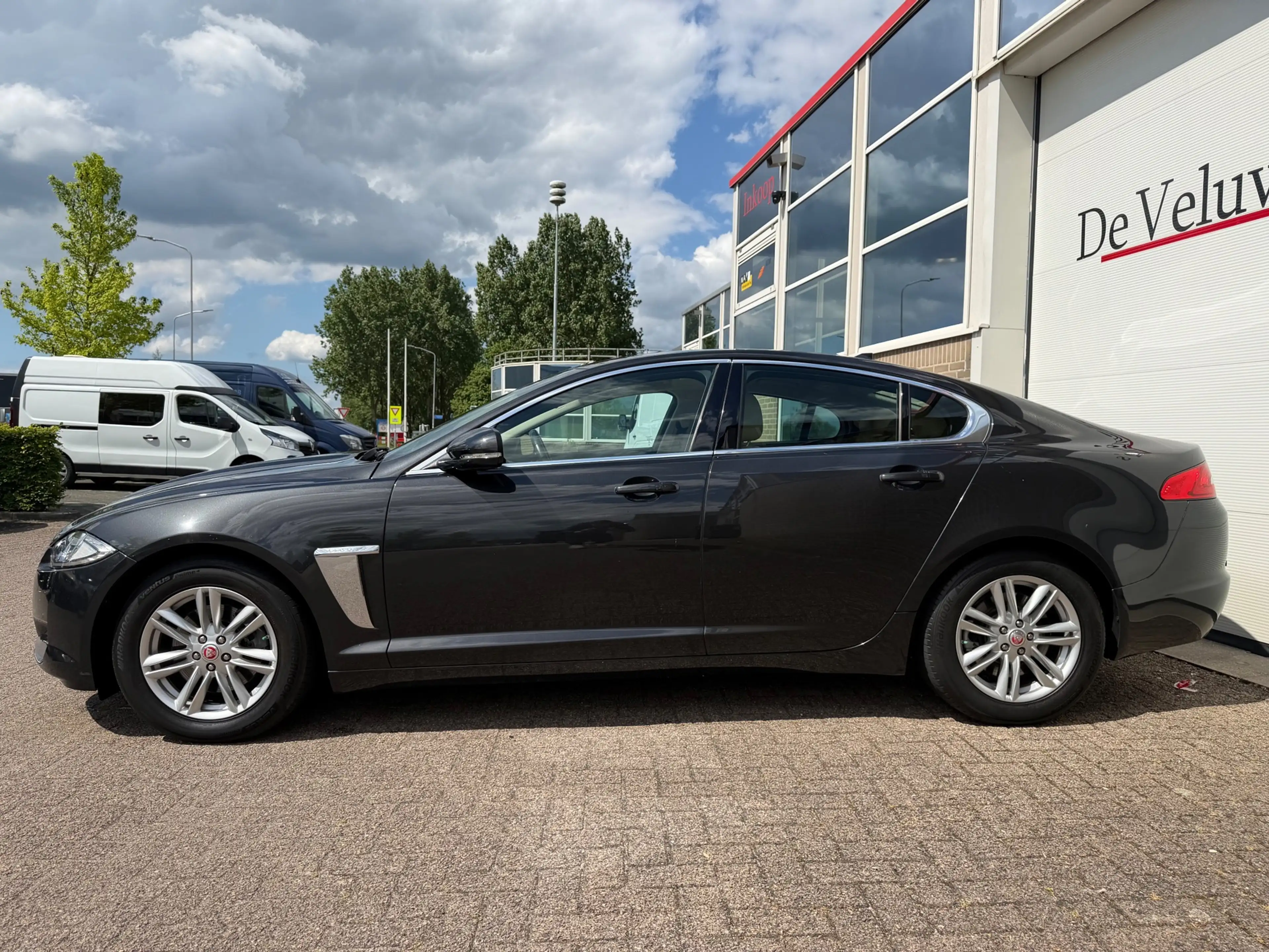 Jaguar XF 2.2D |Camera|Trekhaak|Keyless|Climate|Navigatie|BT — photo 10