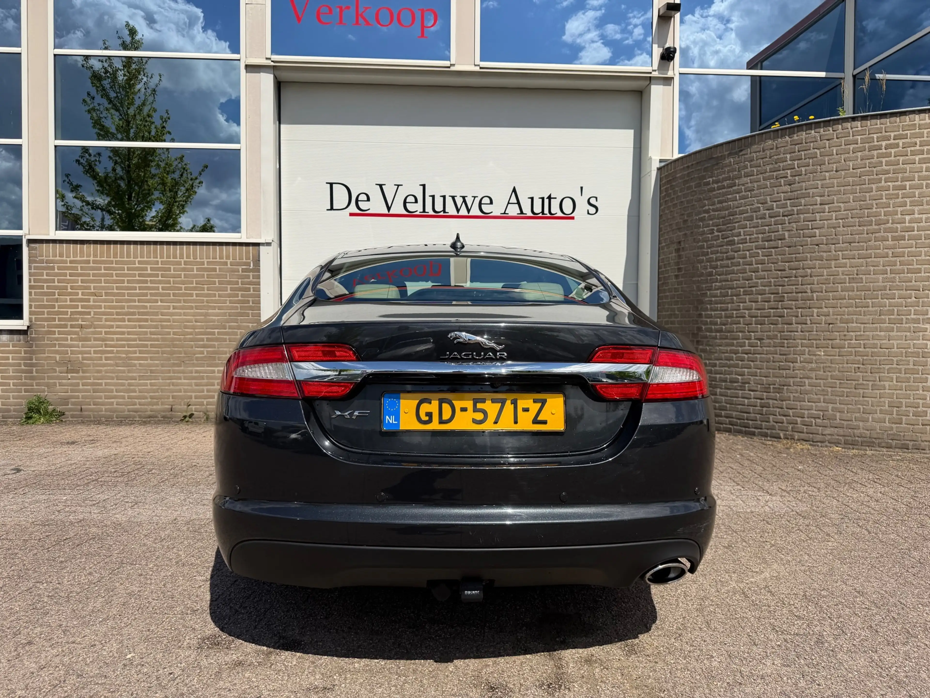 Jaguar XF 2.2D |Camera|Trekhaak|Keyless|Climate|Navigatie|BT — photo 17