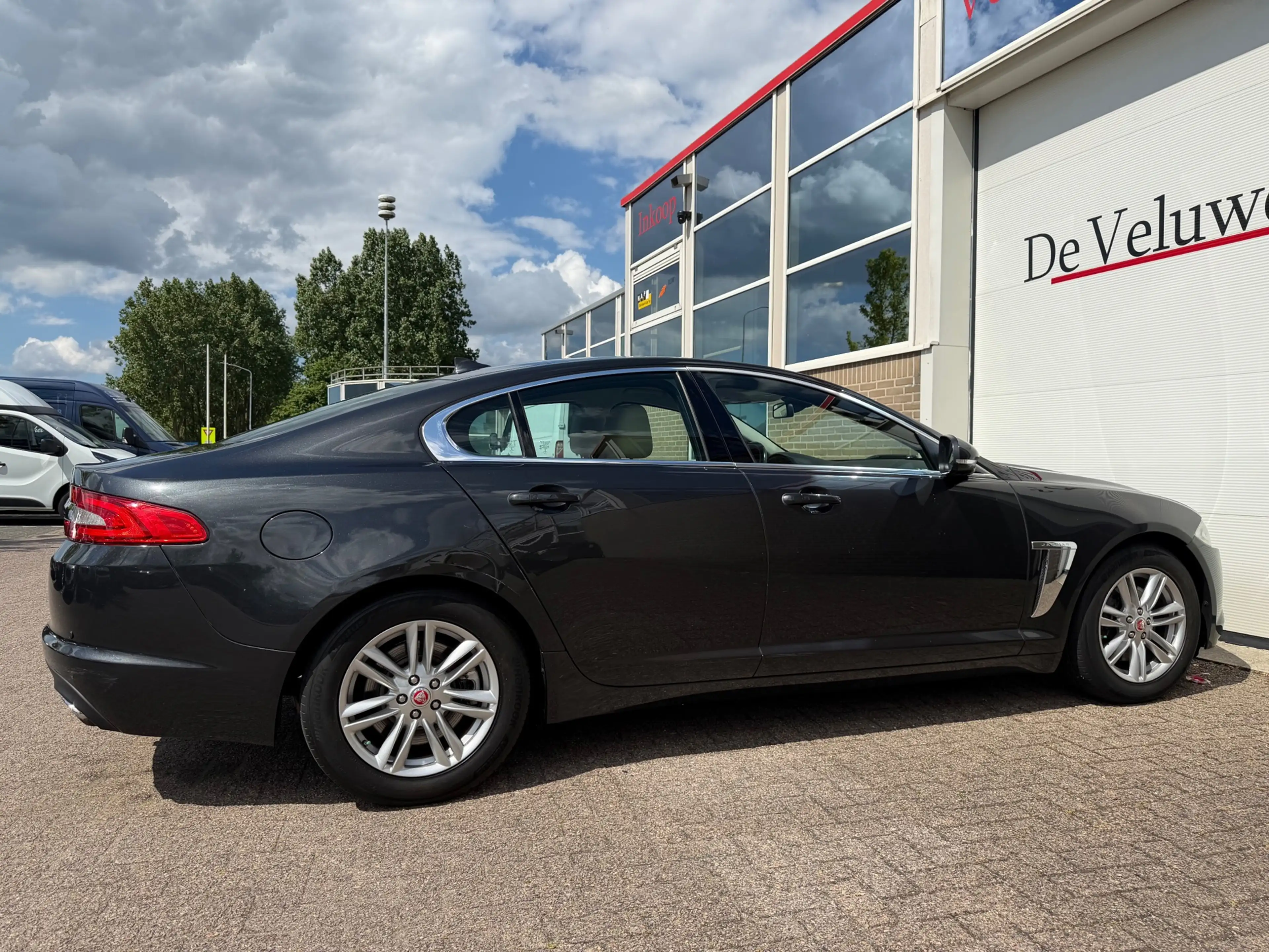 Jaguar XF 2.2D |Camera|Trekhaak|Keyless|Climate|Navigatie|BT — photo 20