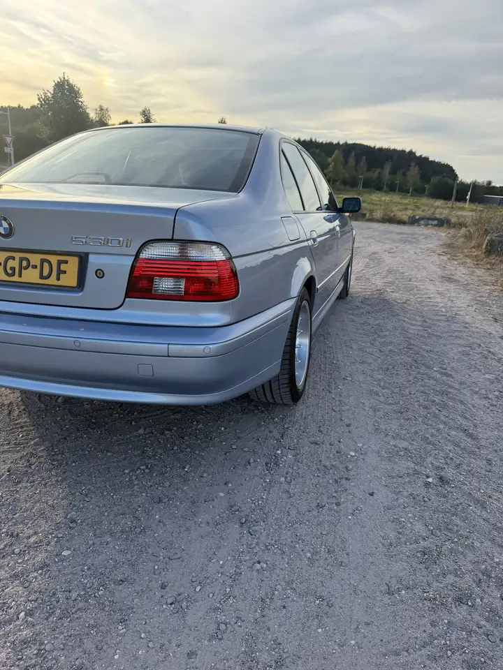 BMW 530i E39 Handgeschakeld | 127.000 km | 231 pk, foto 2