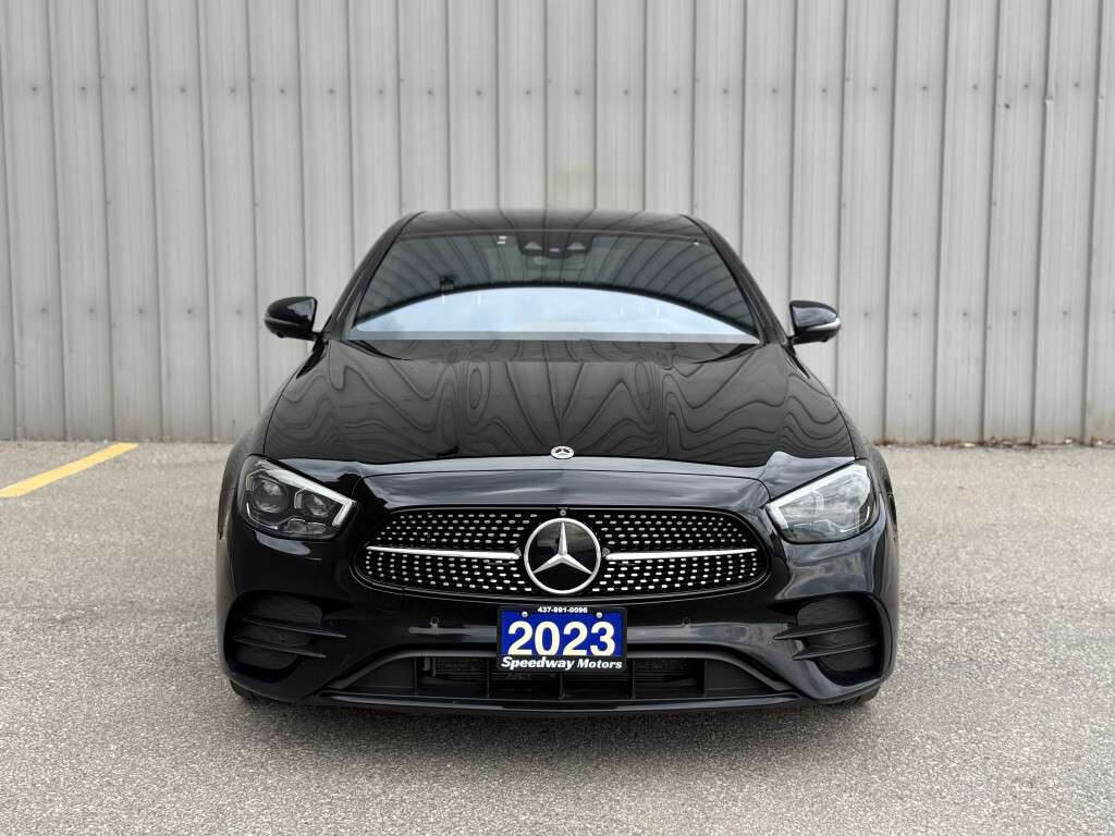 2023 Mercedes-Benz E-Class 4MATIC/ NO ACCIDENT/ LEATHER/ MAGS/ NAVIGATION/ BA — снимка 1
