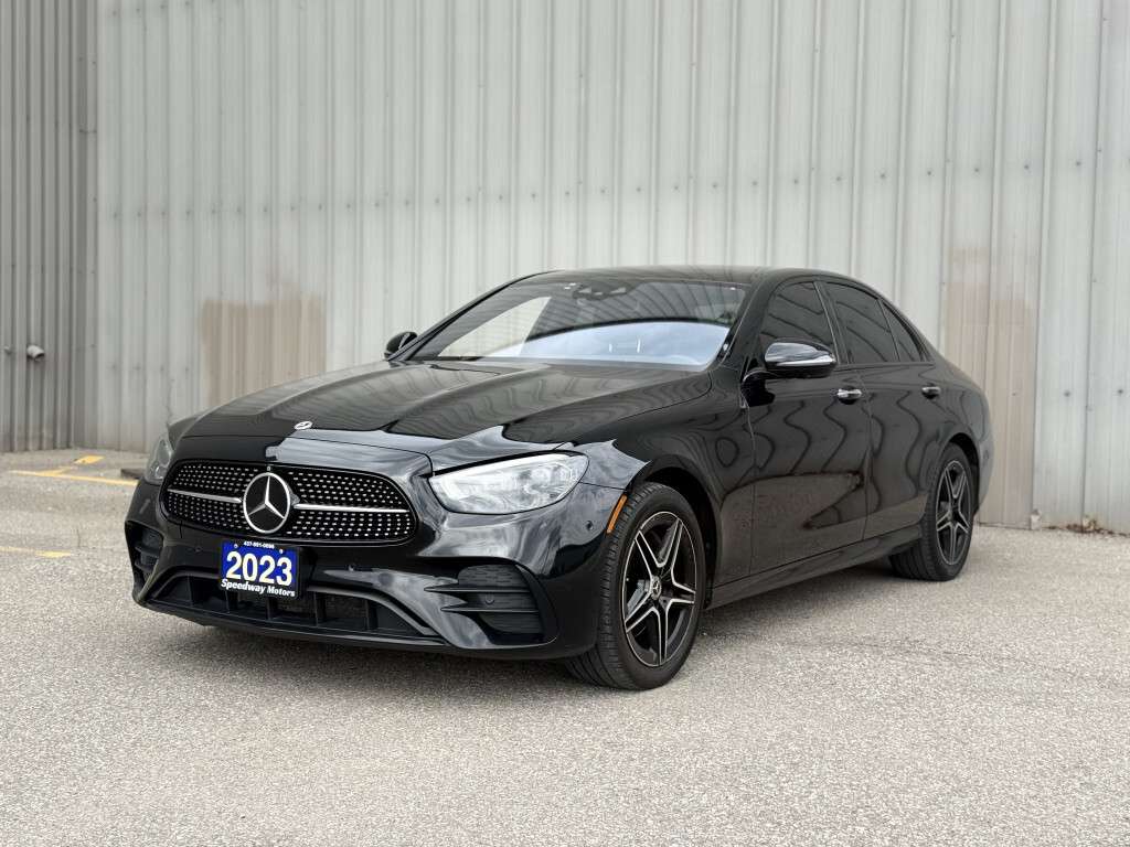 2023 Mercedes-Benz E-Class 4MATIC/ NO ACCIDENT/ LEATHER/ MAGS/ NAVIGATION/ BA — снимка 1
