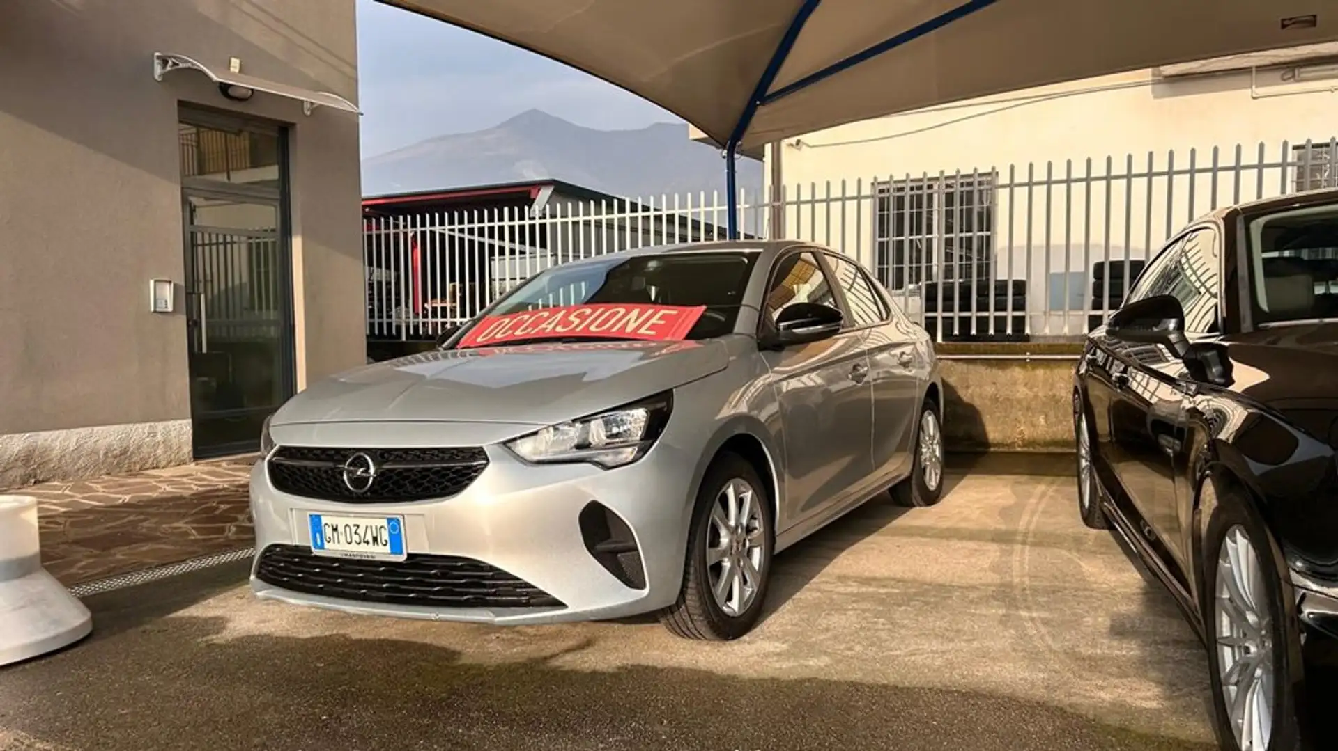 Opel Corsa 1.2 Edition CARPLAY Gris - 1