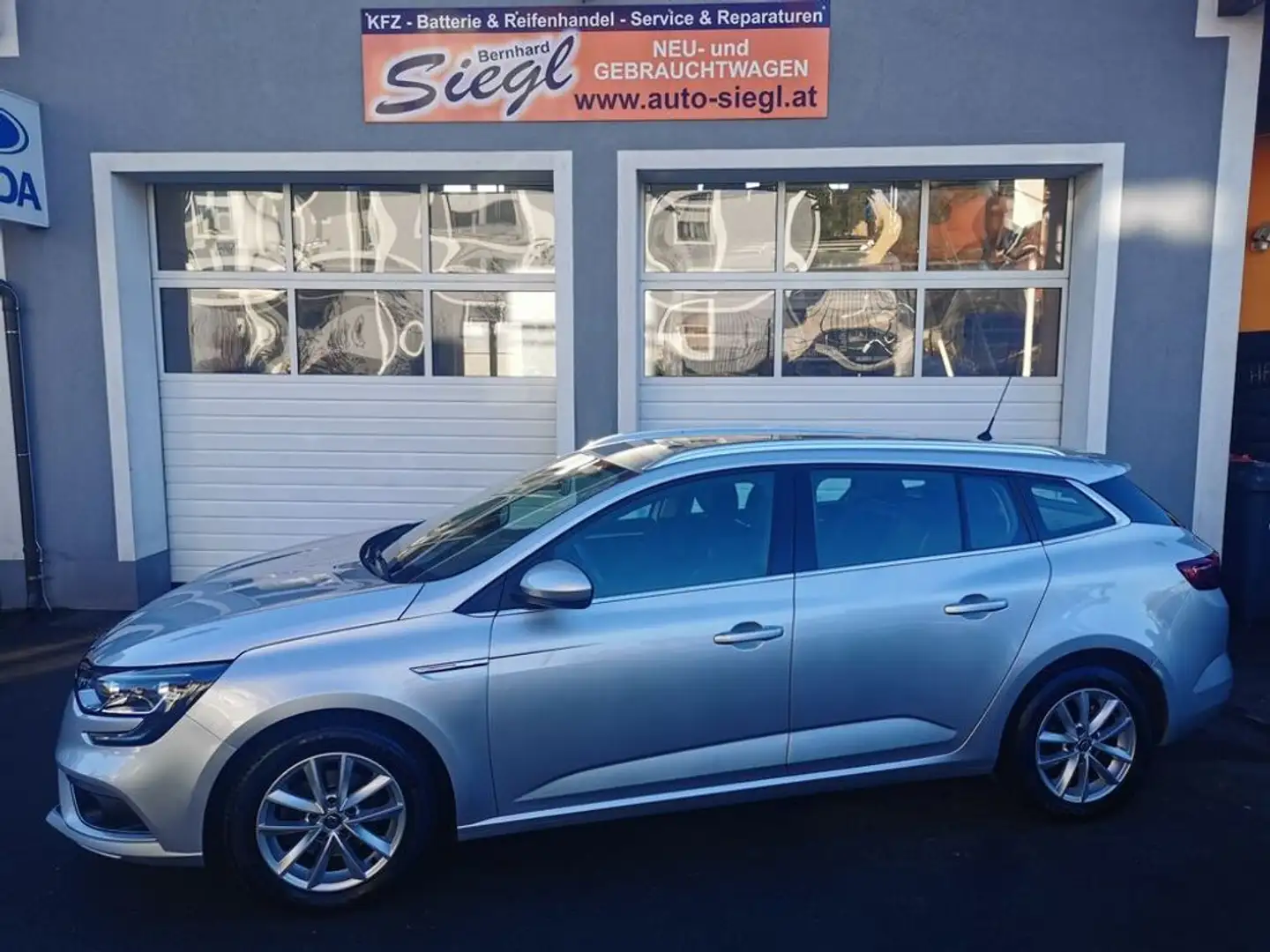 Renault Megane Mégane Intens Grau - 1