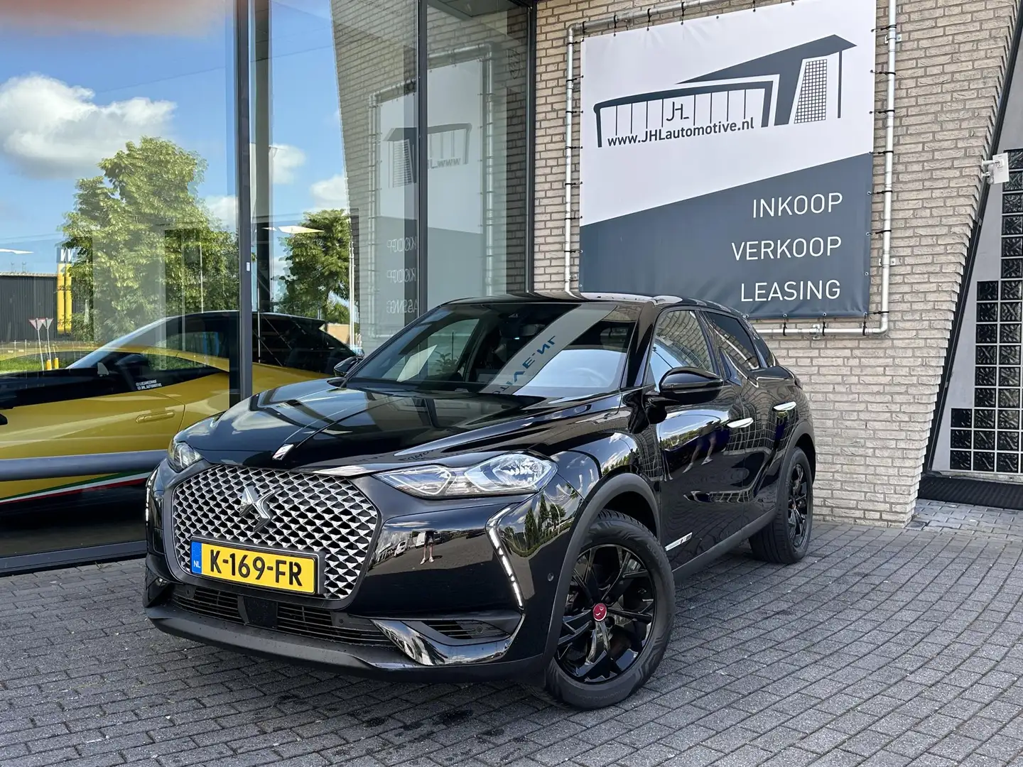 DS Automobiles DS 3 Crossback E-Tense Performance 50 kWh*ECC*NAVI*CAMERA*CRUISE* Noir - 1