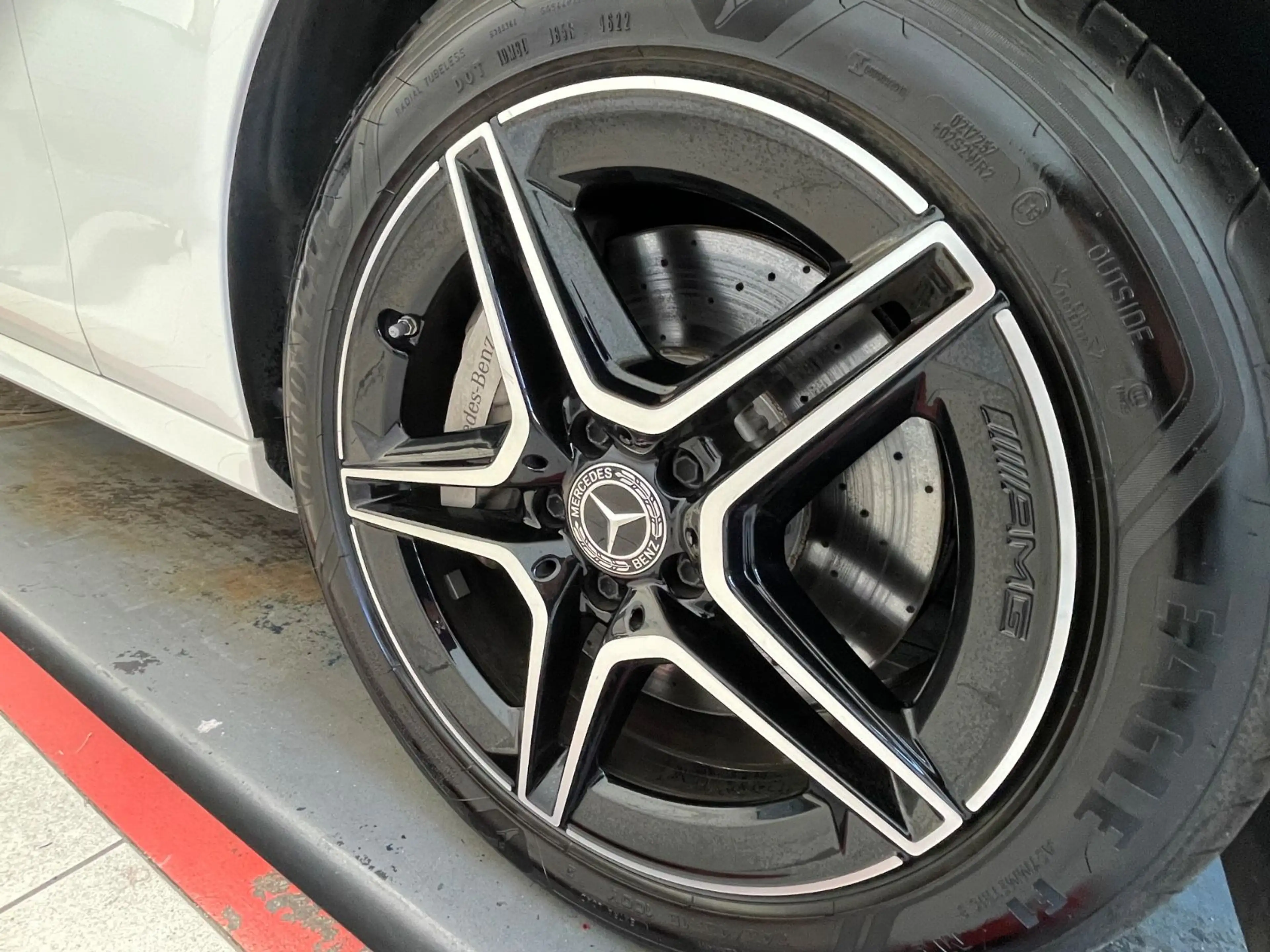 Mercedes-Benz E 300 de*T-Modell*4Matic*AMG*AHK*Head Up*Night* — photo 9