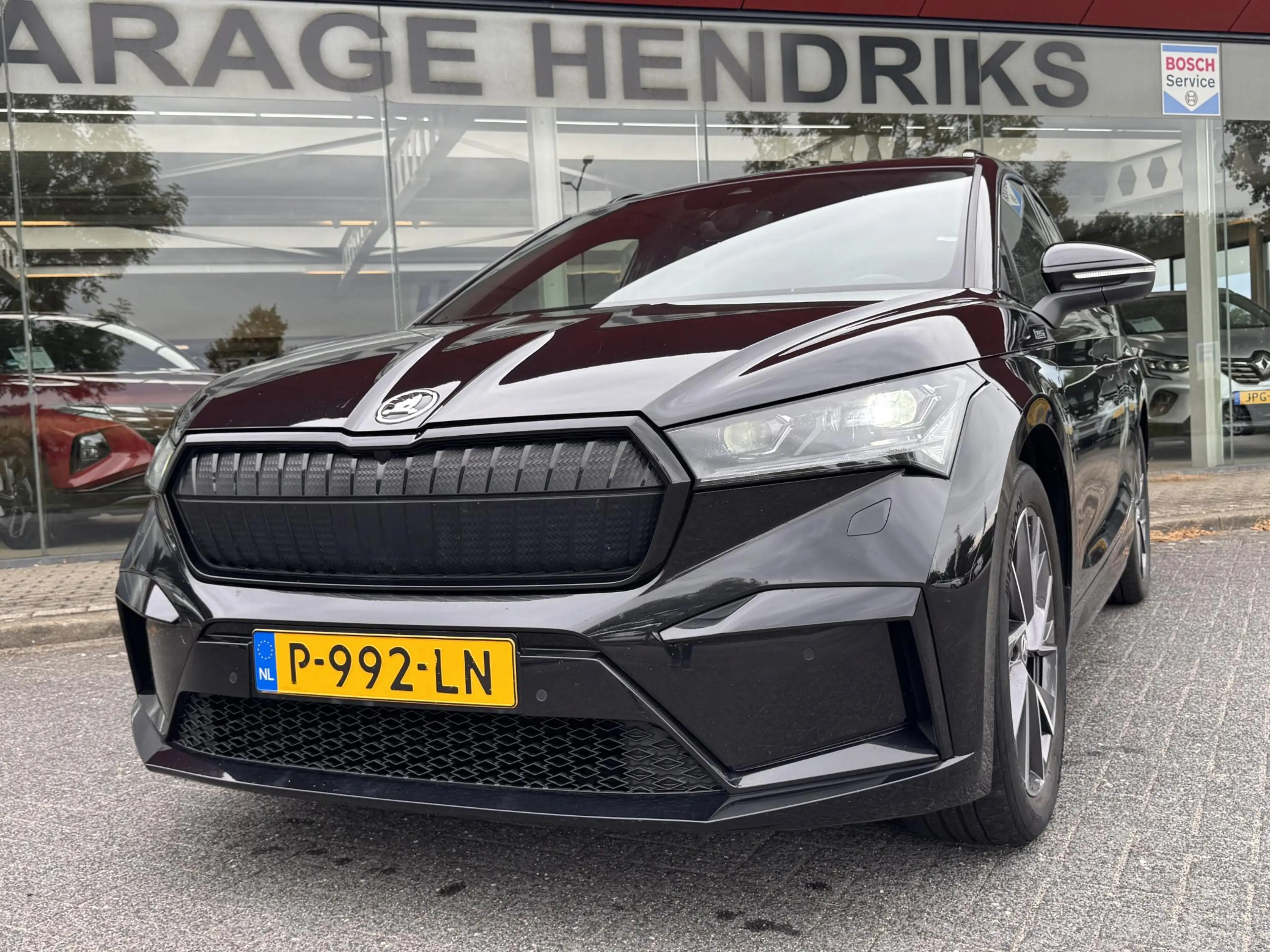 Skoda Enyaq iV 60 Sportline | SOH: 93,4% | — photo 3
