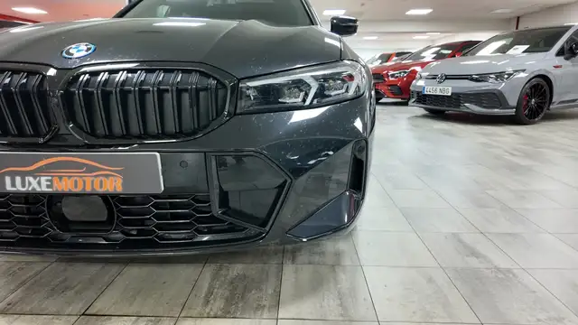 BMW 3 Series view 9