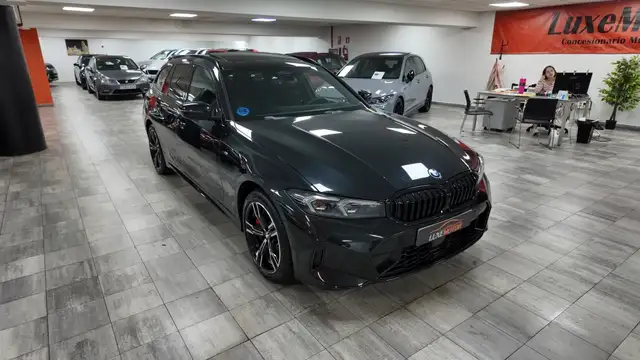 BMW 3 Series view 8