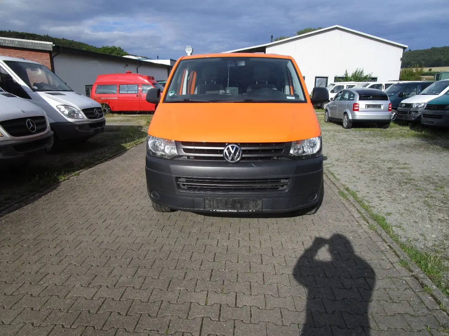 Volkswagen T5 Transporter Kombi mit neuem ZMS/Kupplung Oranžová - 2