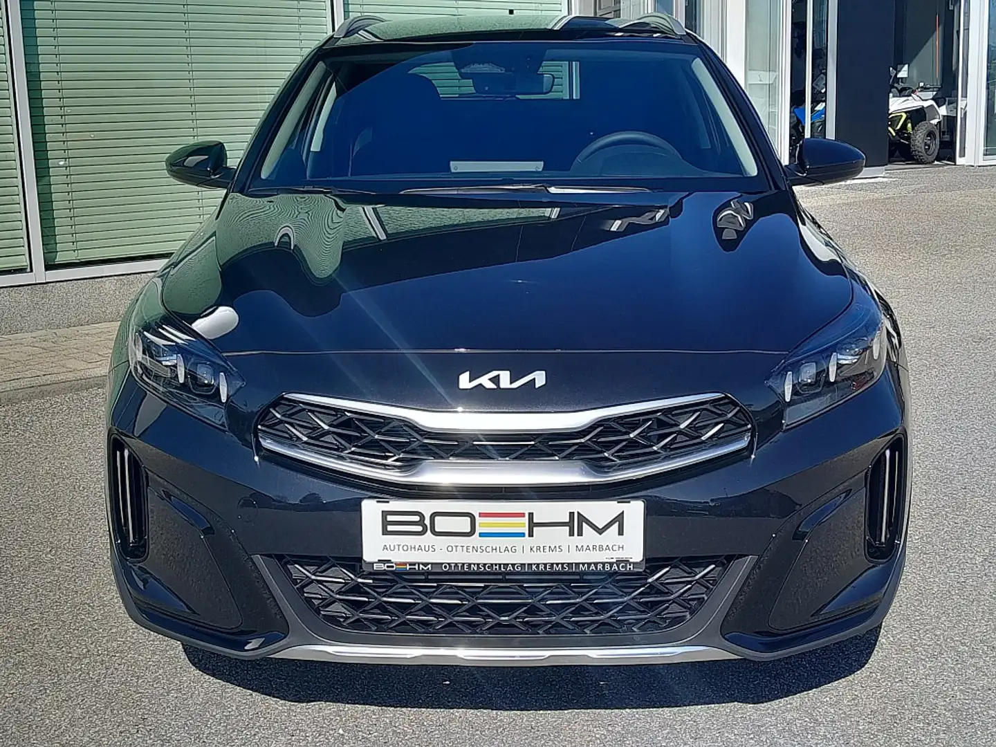 Kia XCeed Xceed 1,0 TGDI GPF Silber +P1 Schwarz - 2
