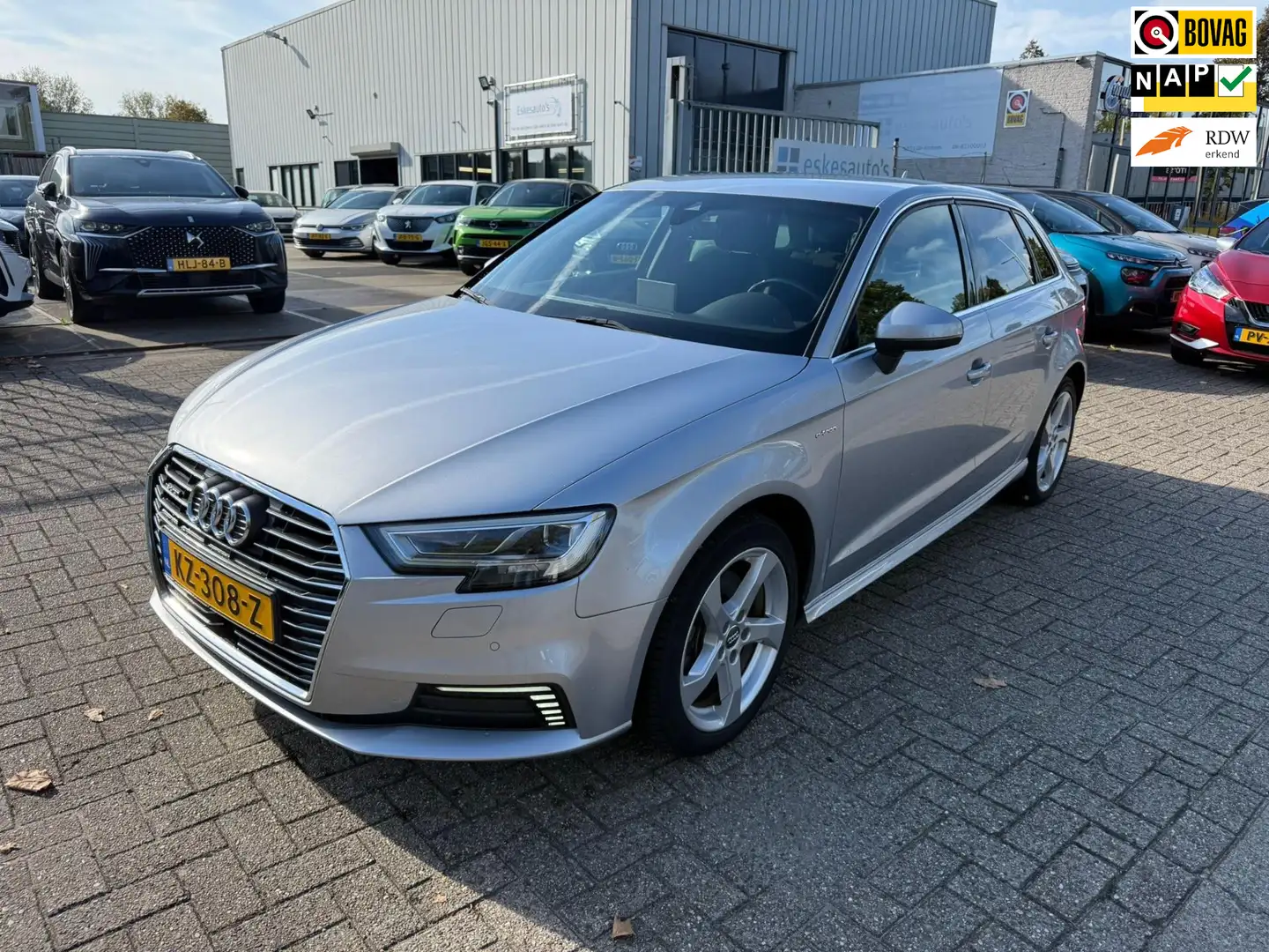 Audi A3 Sportback 1.4 e-tron Lease Edition, NAP, NAVI, Net Grijs - 1