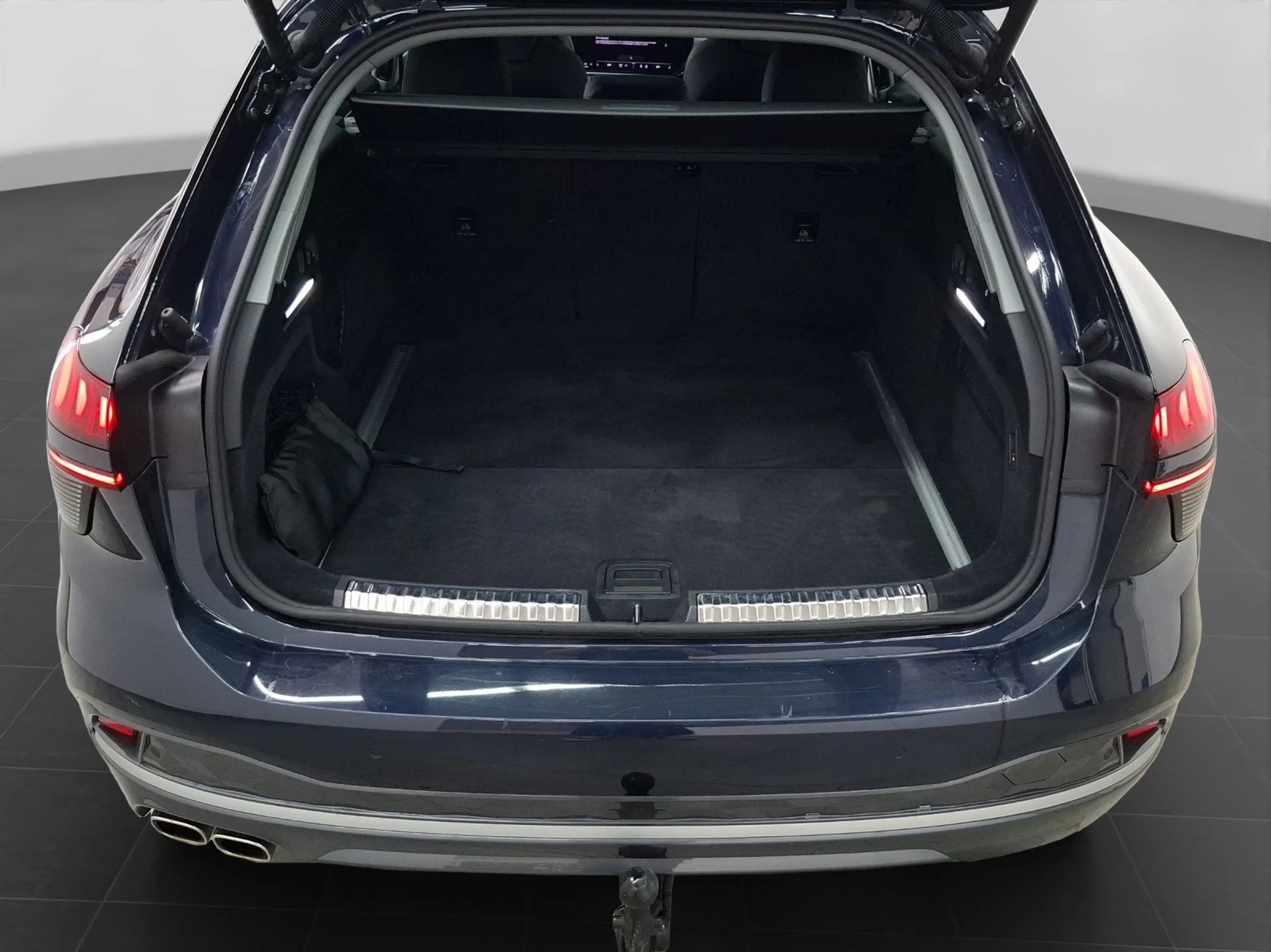 Audi A6 TDI Q LM19 AHK BF-DISPLAY MATRIX KAMERA — photo 7